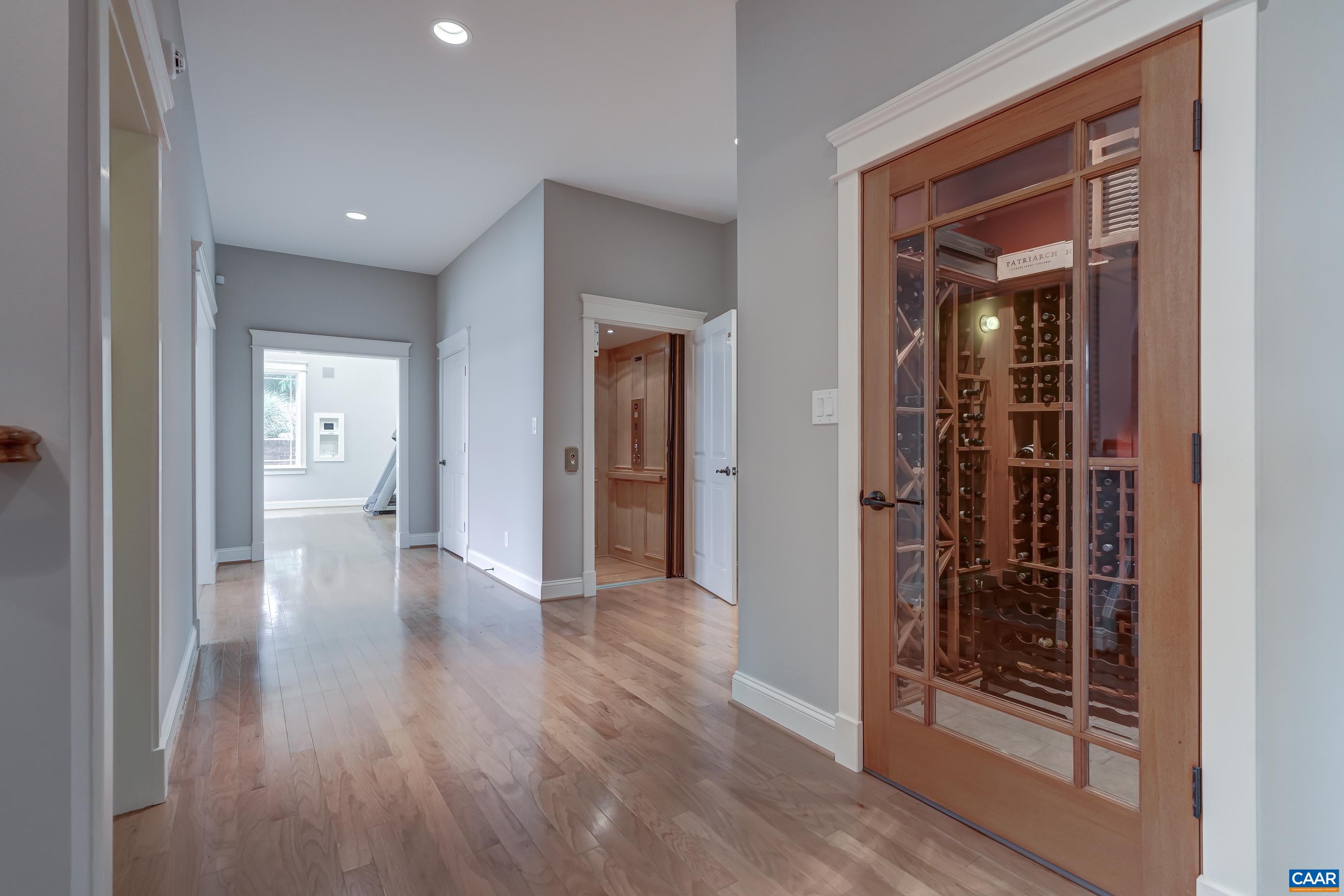 1477 KINROSS LN