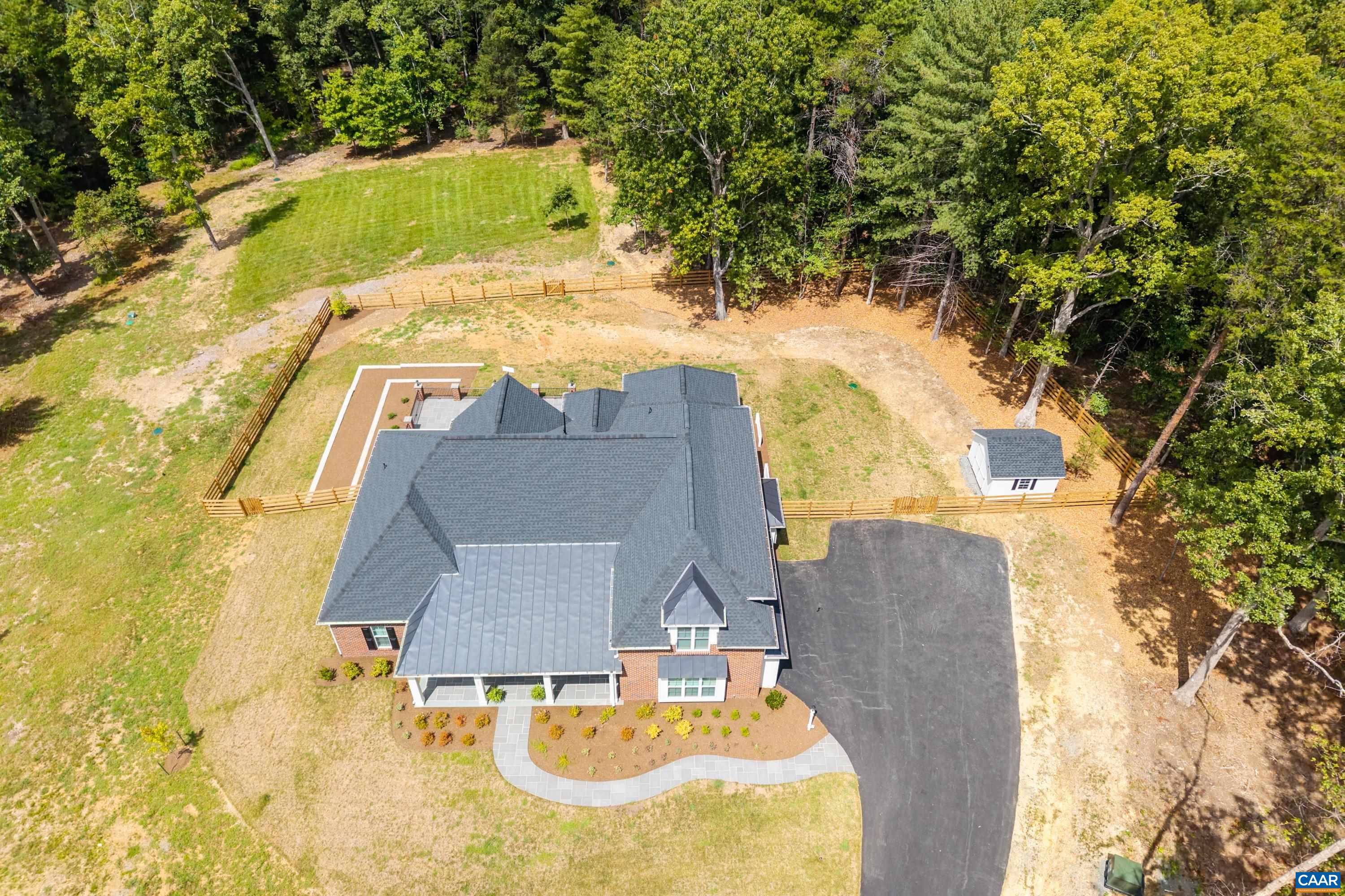 240 CAMPBELL RD