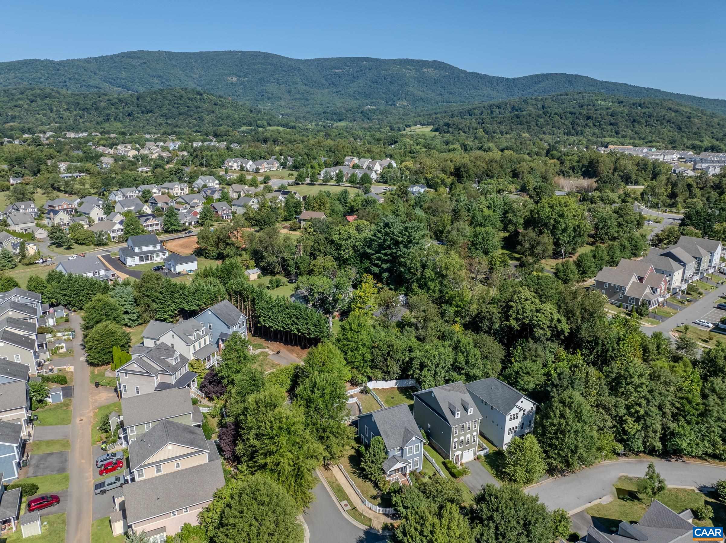 1059 KILLDEER LN