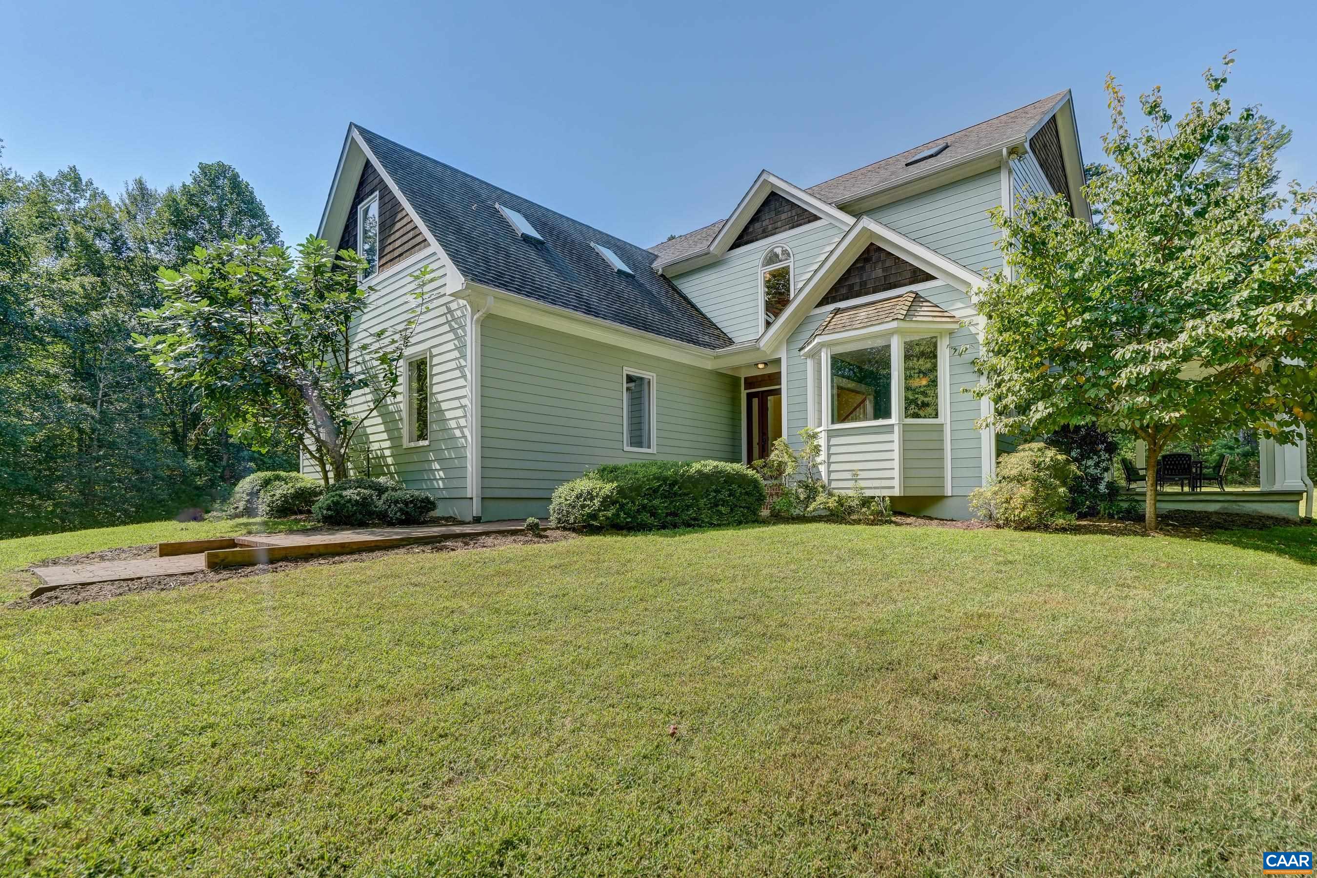 140 LYNX FARM LN