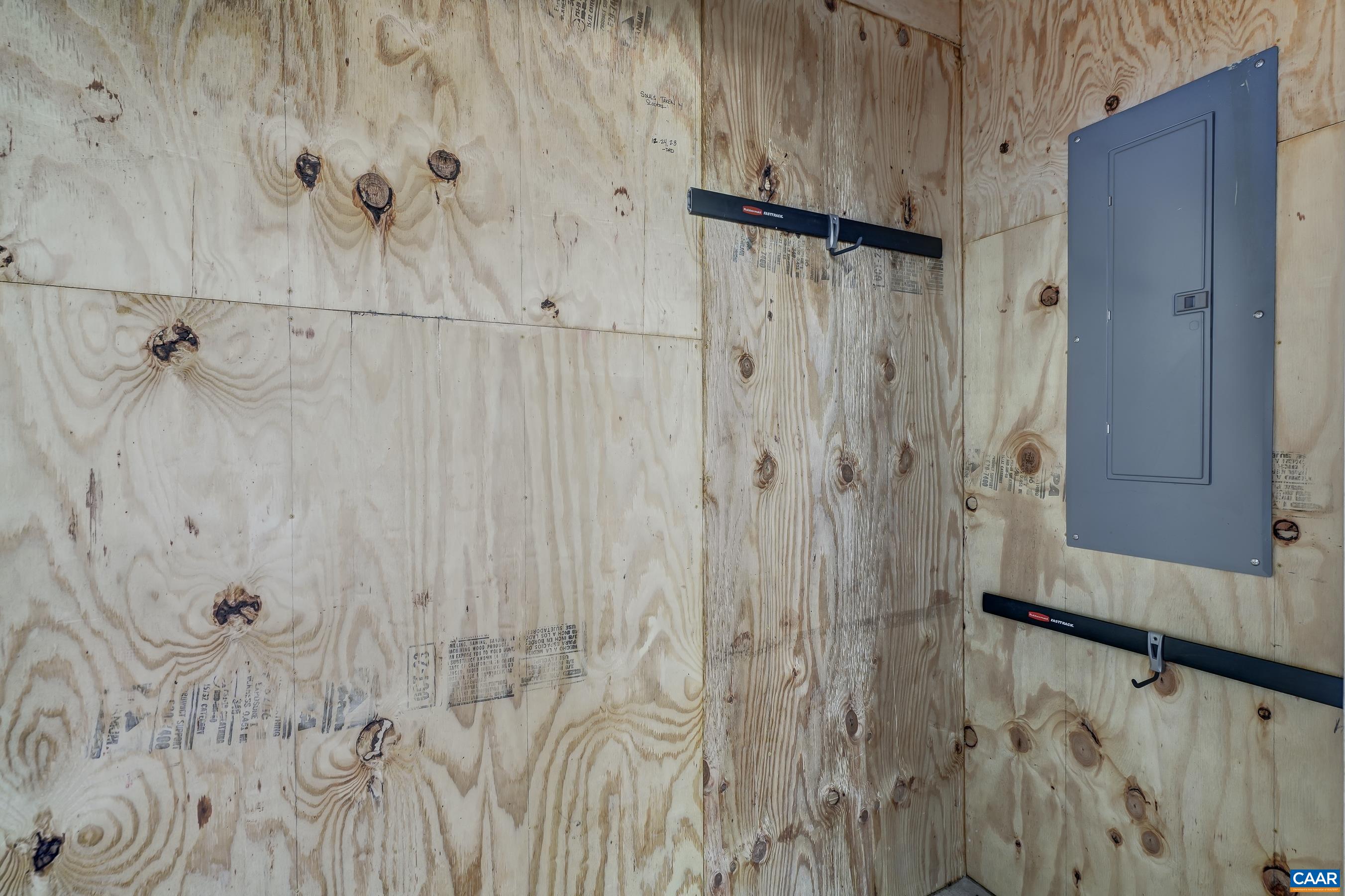 2420 BARGAMIN ORCHARD LN