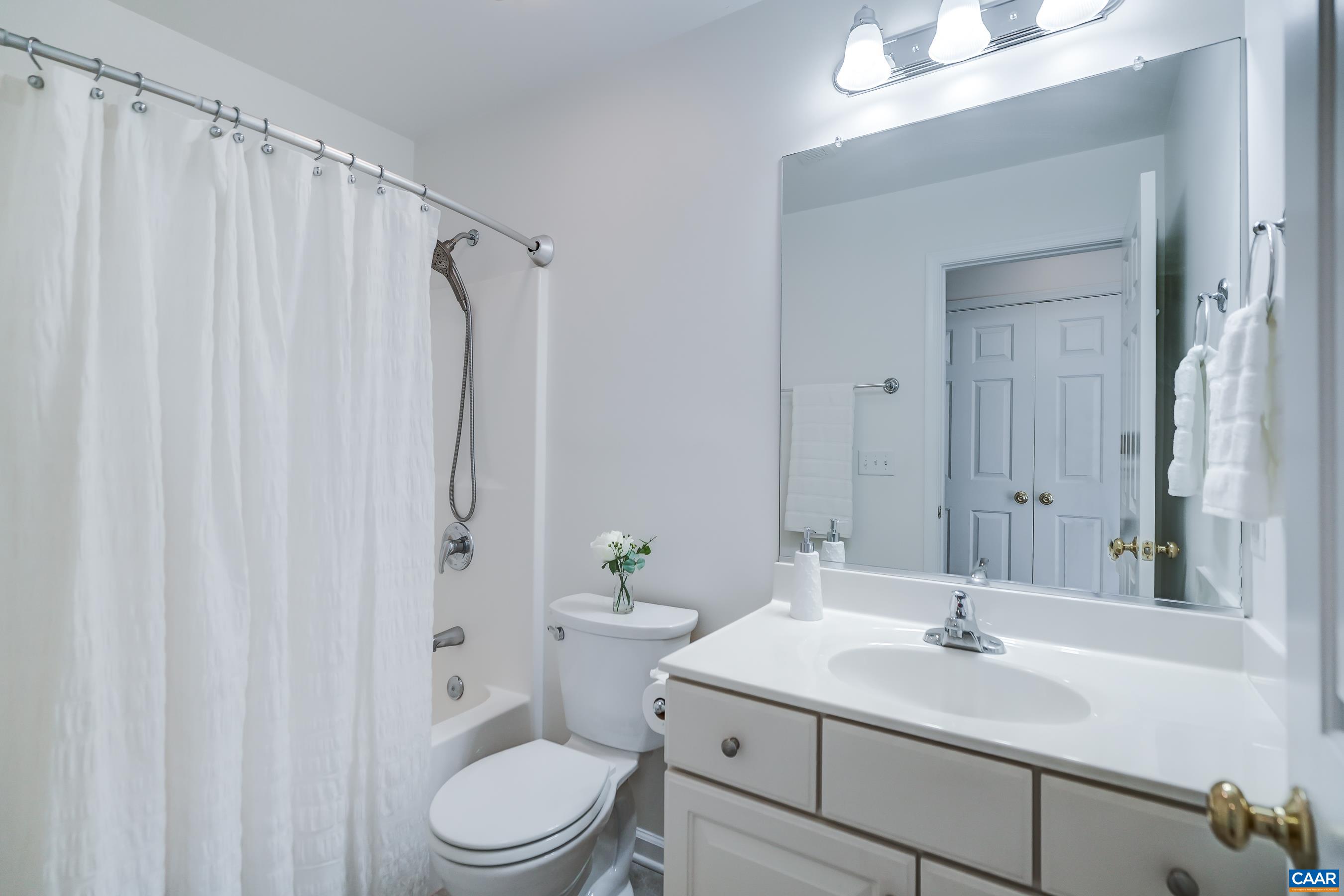 2420 BARGAMIN ORCHARD LN