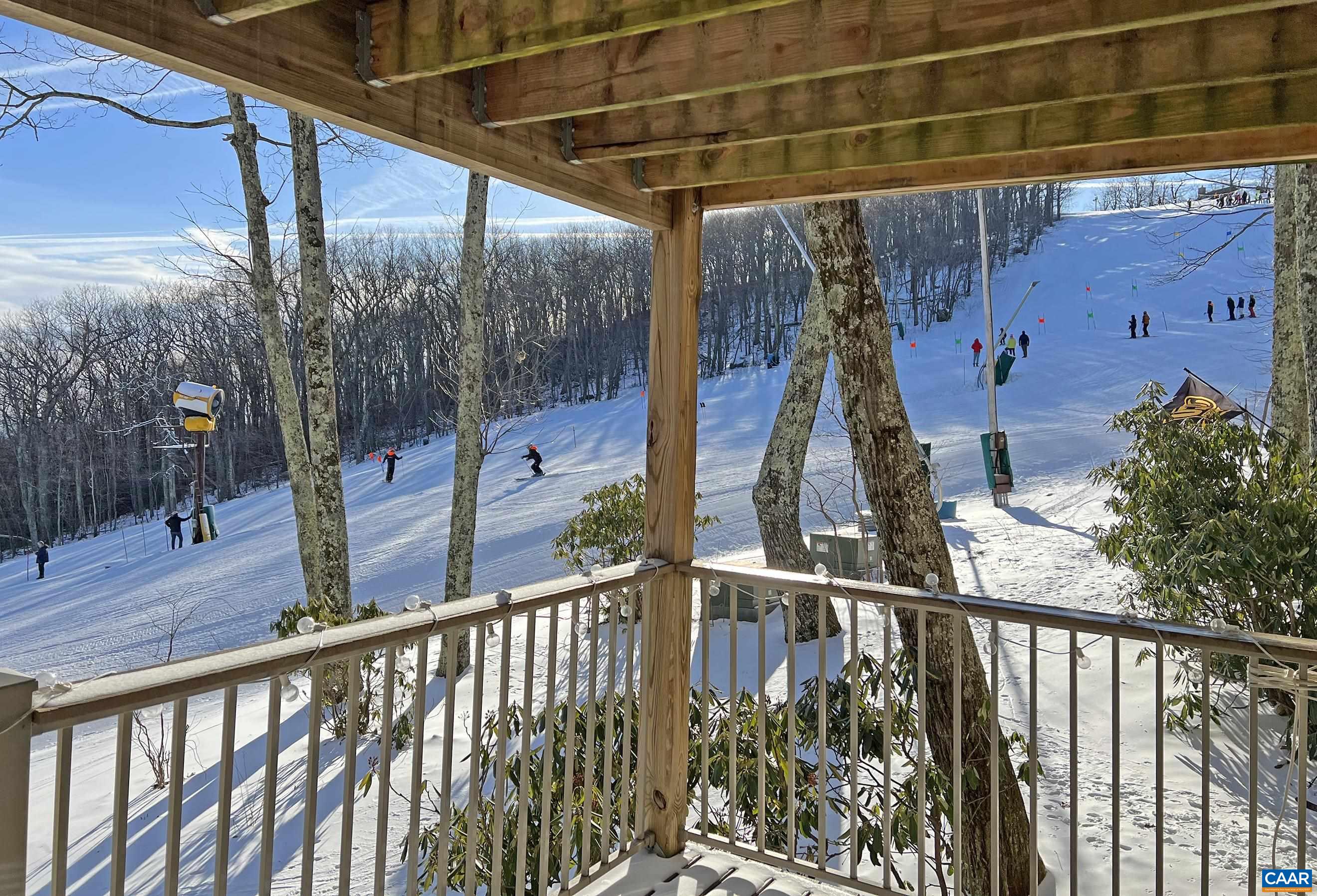 108 EAGLES CT CONDOS