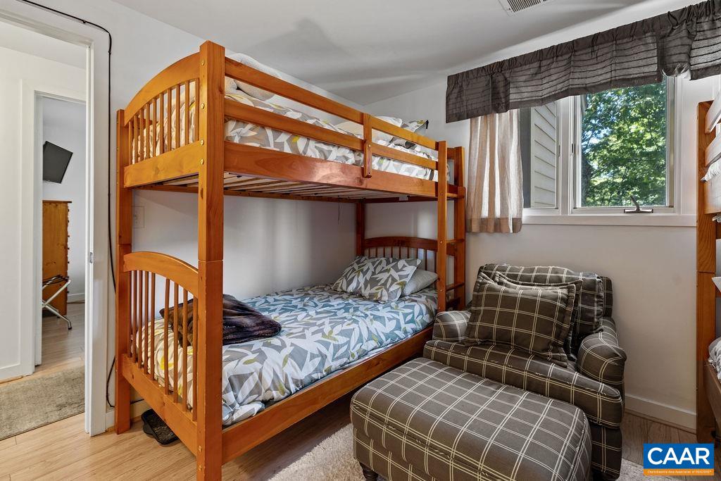 108 EAGLES CT CONDOS