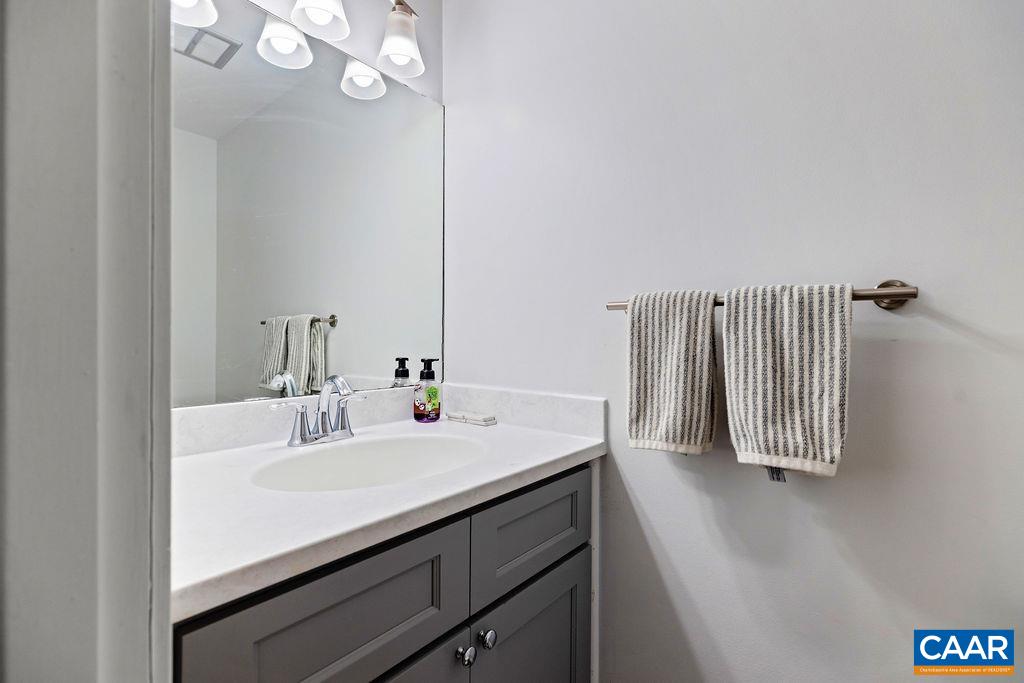 108 EAGLES CT CONDOS