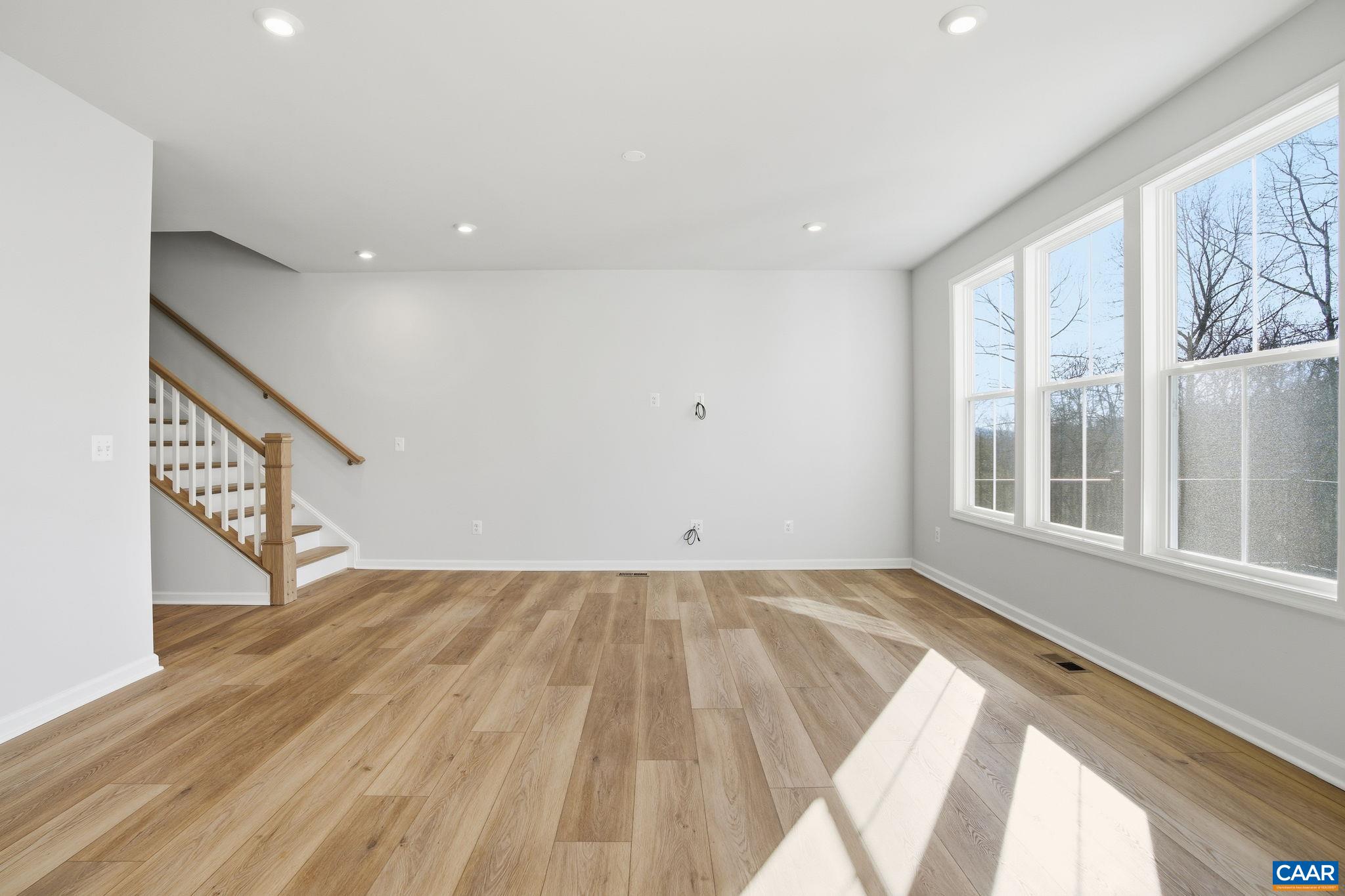 3005 RAMBLING BROOK LN