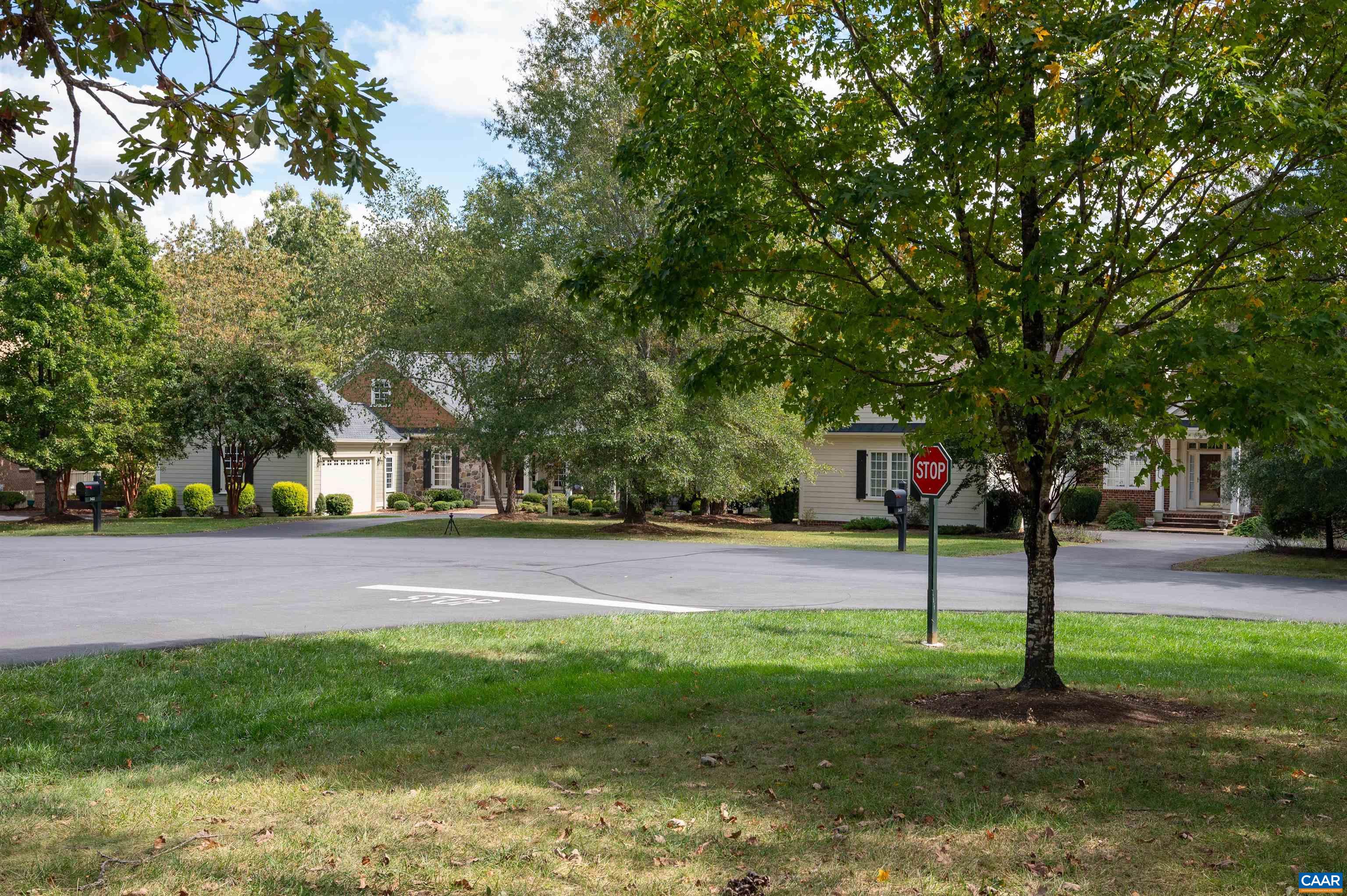 3422 DARBY RD