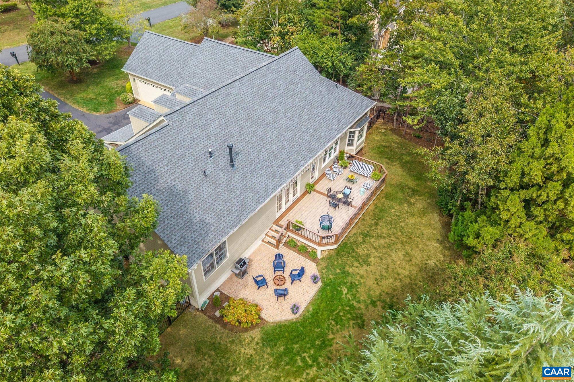 3422 DARBY RD