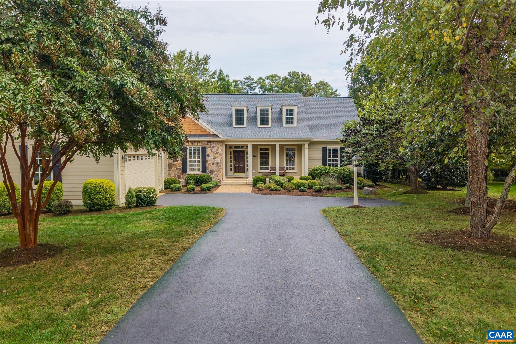 3422 DARBY RD
