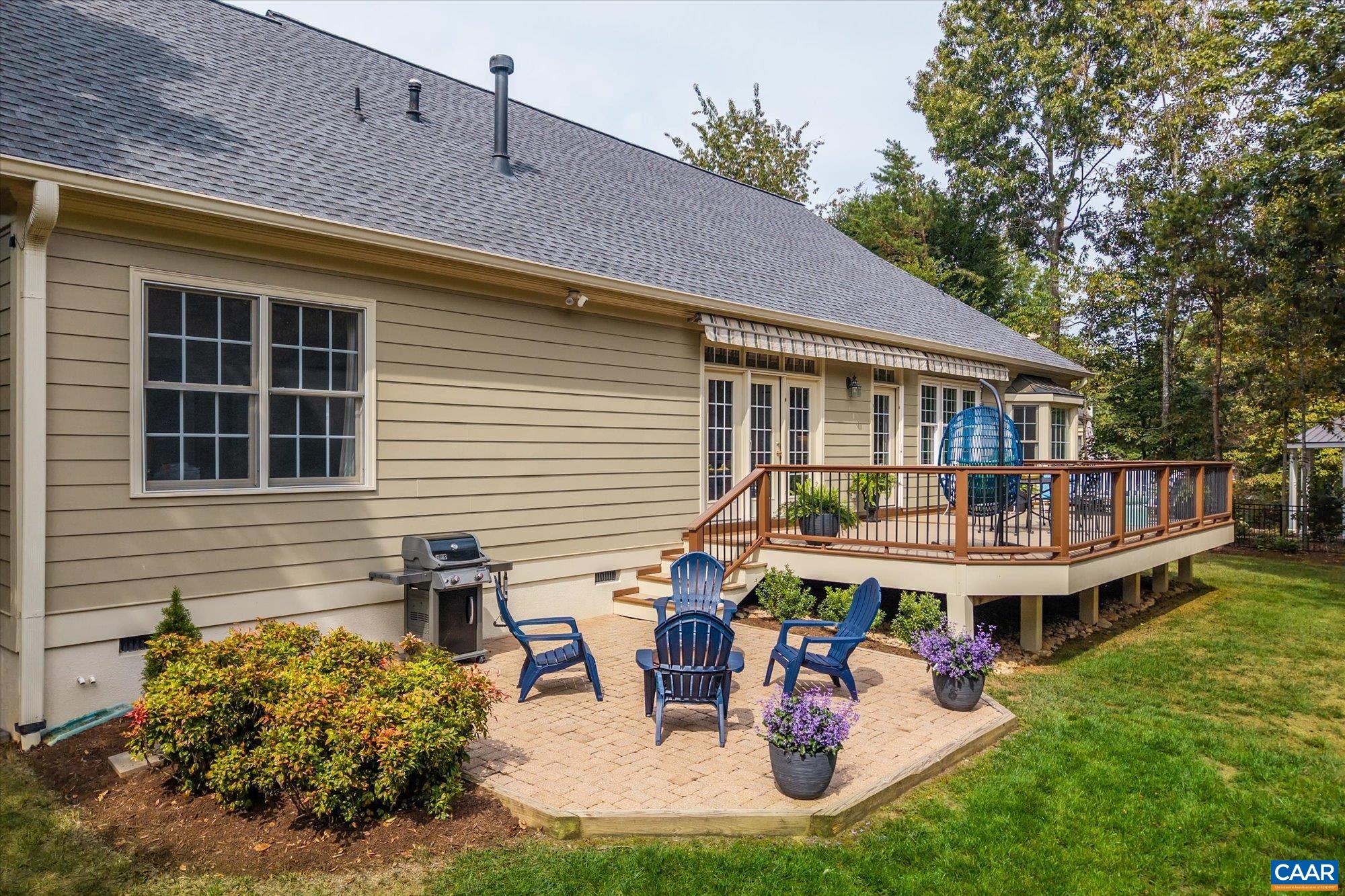 3422 DARBY RD