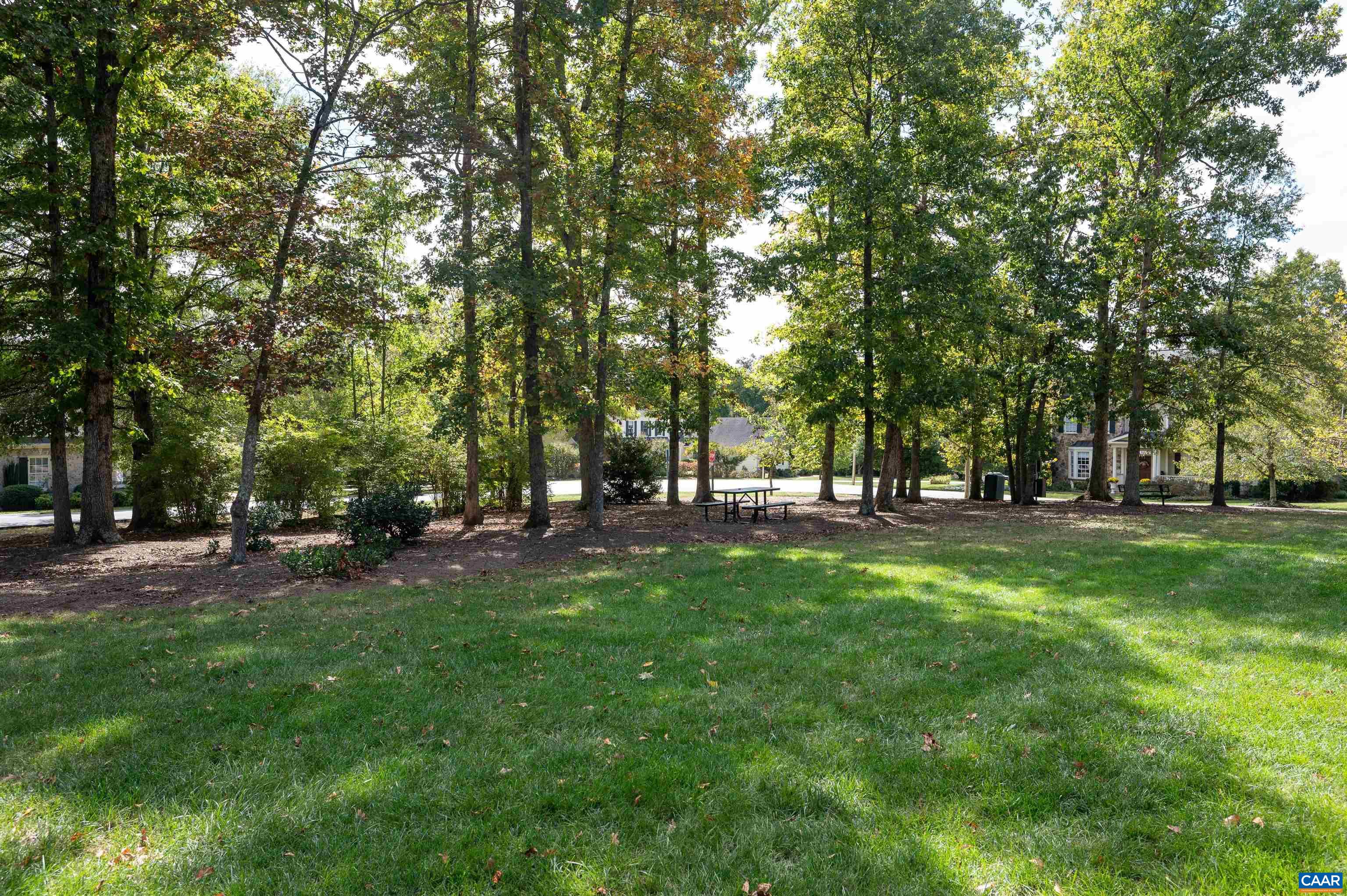 3422 DARBY RD