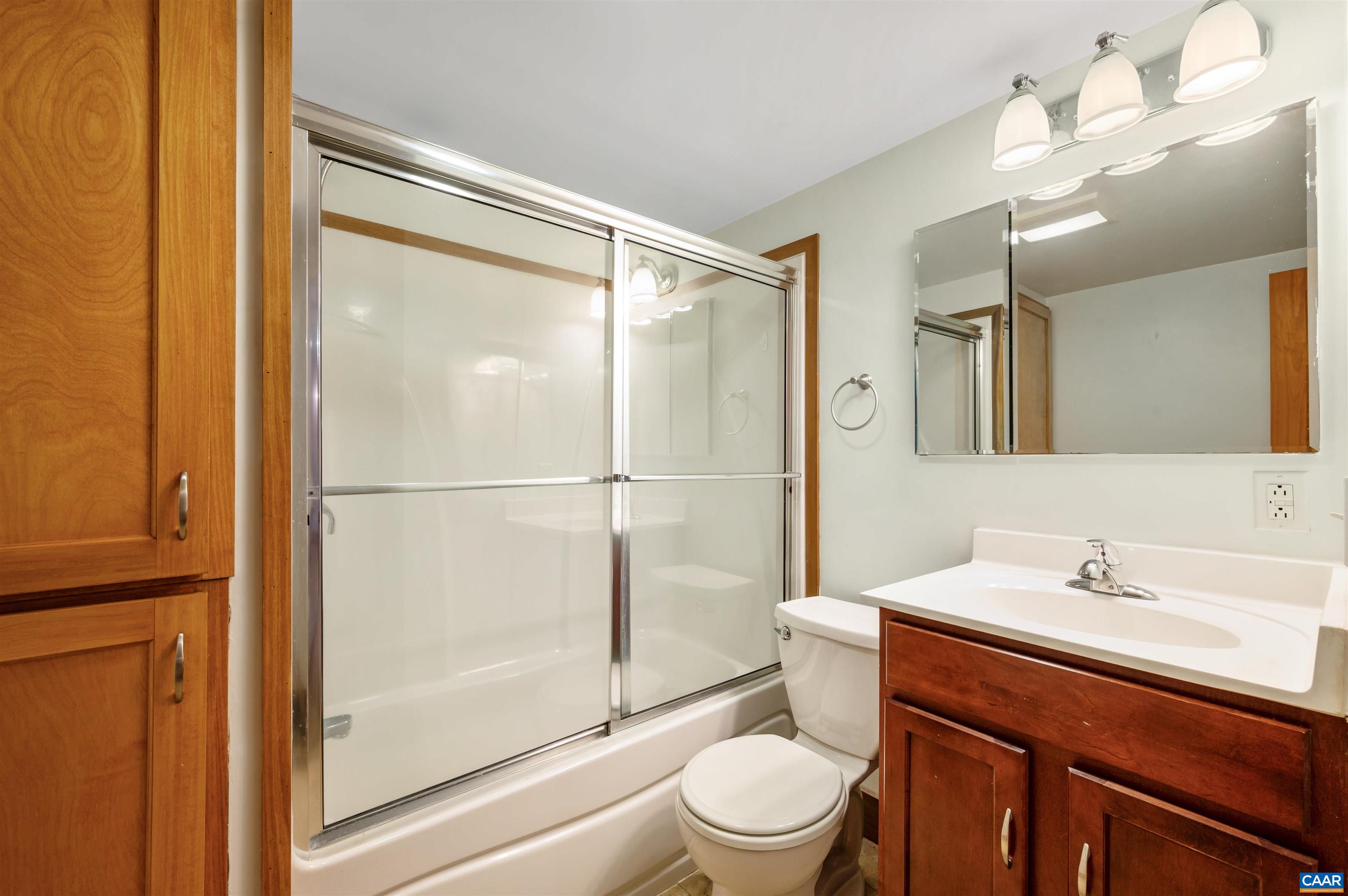 1800 JEFFERSON PARK AVE Unit: 39