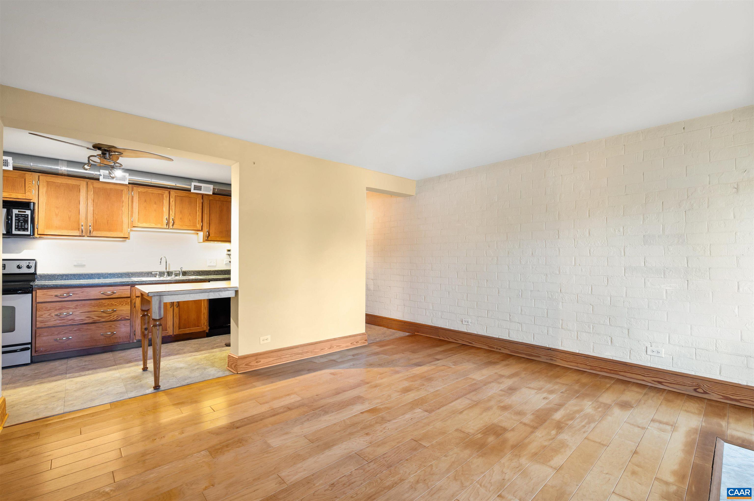 1800 JEFFERSON PARK AVE Unit: 39