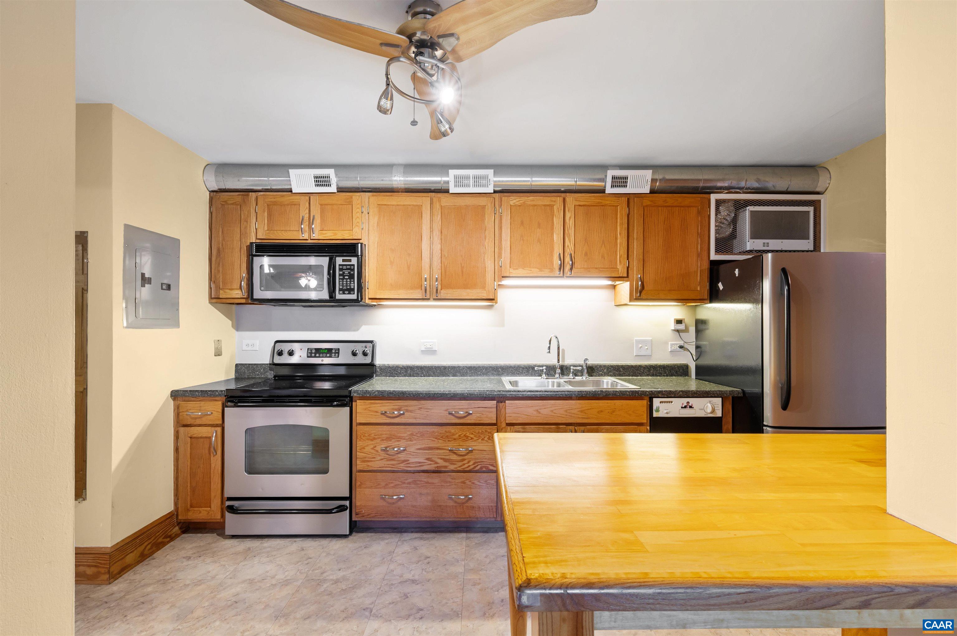 1800 JEFFERSON PARK AVE Unit: 39