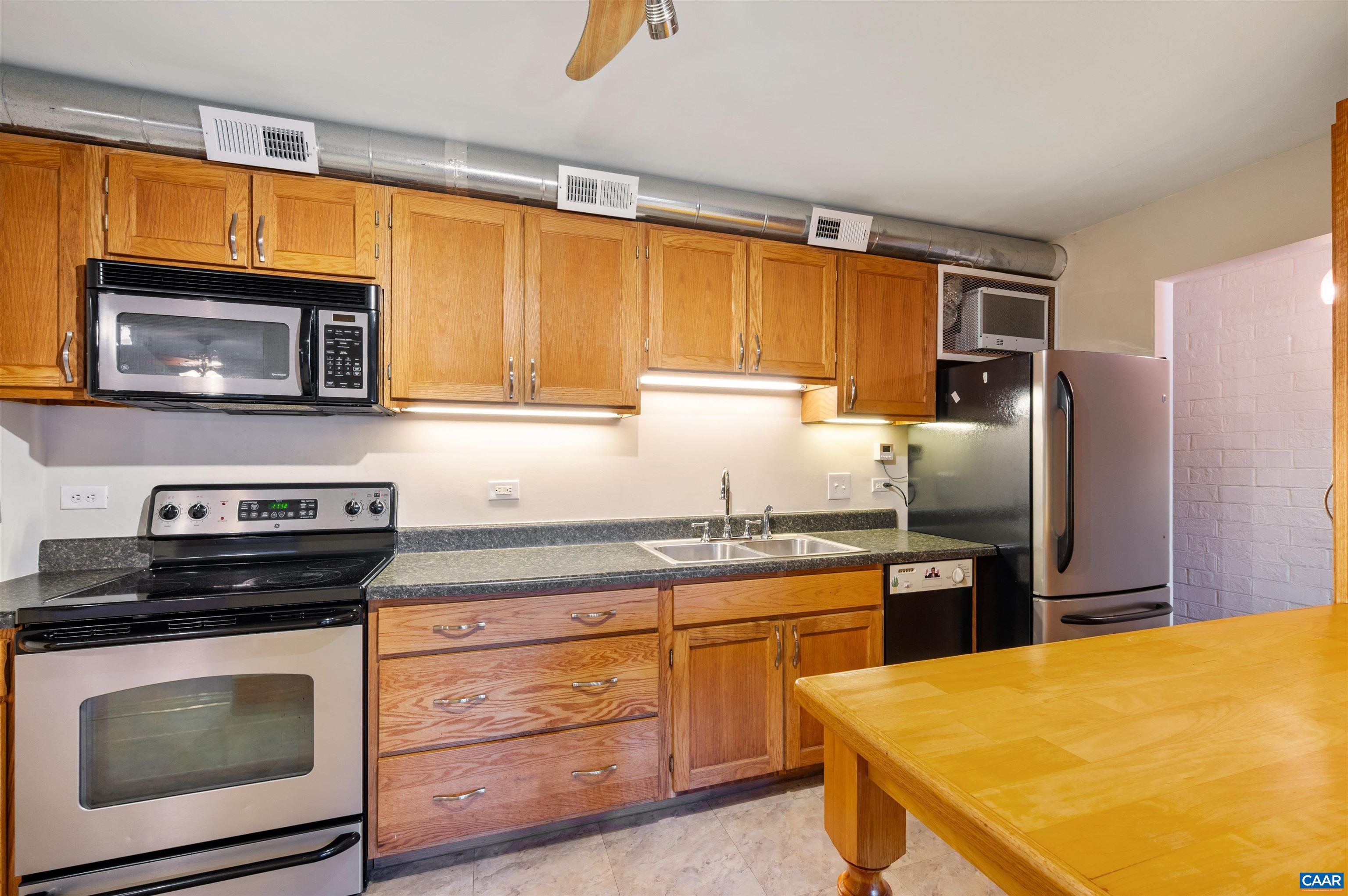 1800 JEFFERSON PARK AVE Unit: 39
