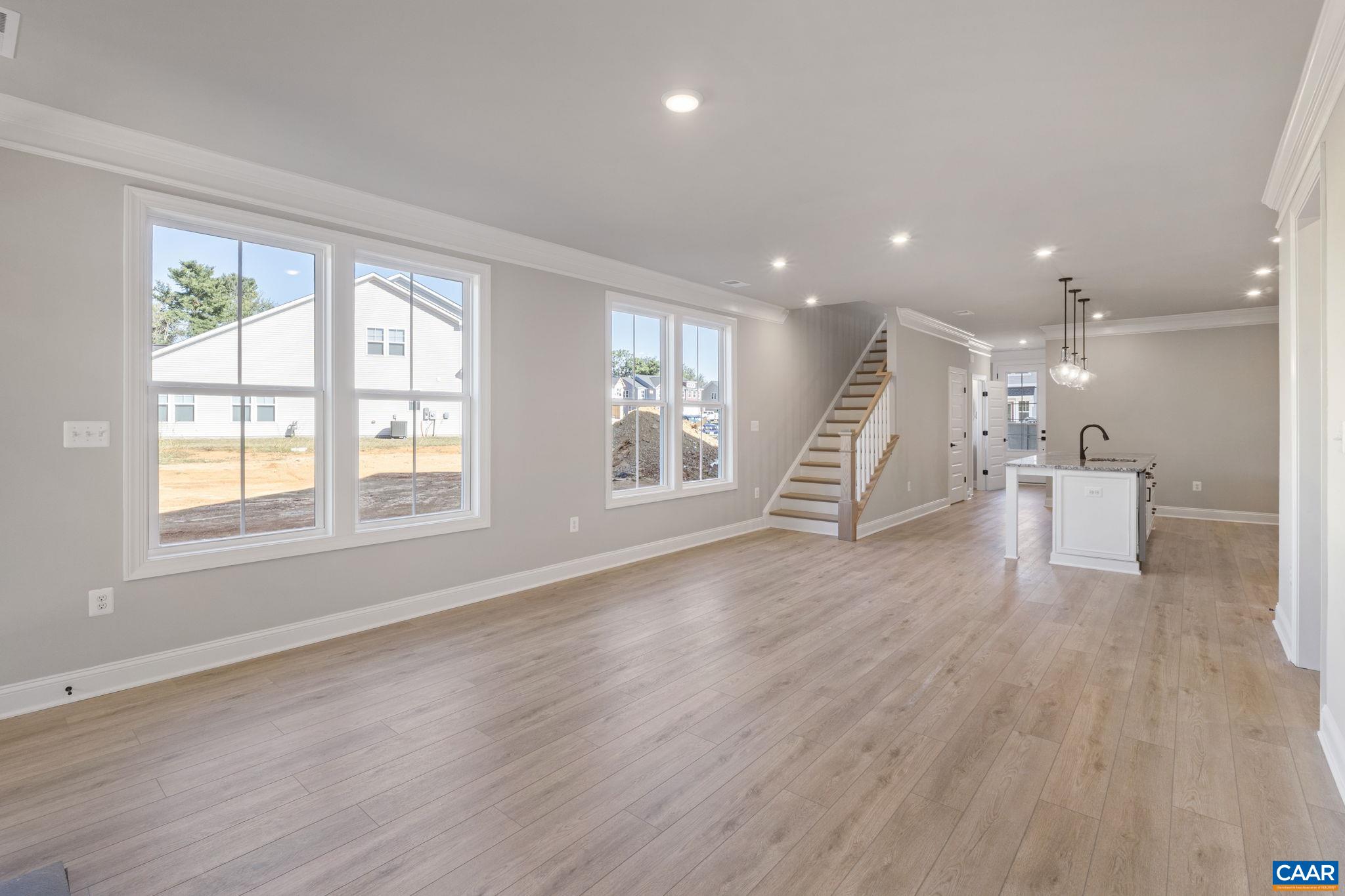 112 SUNBIRD LN