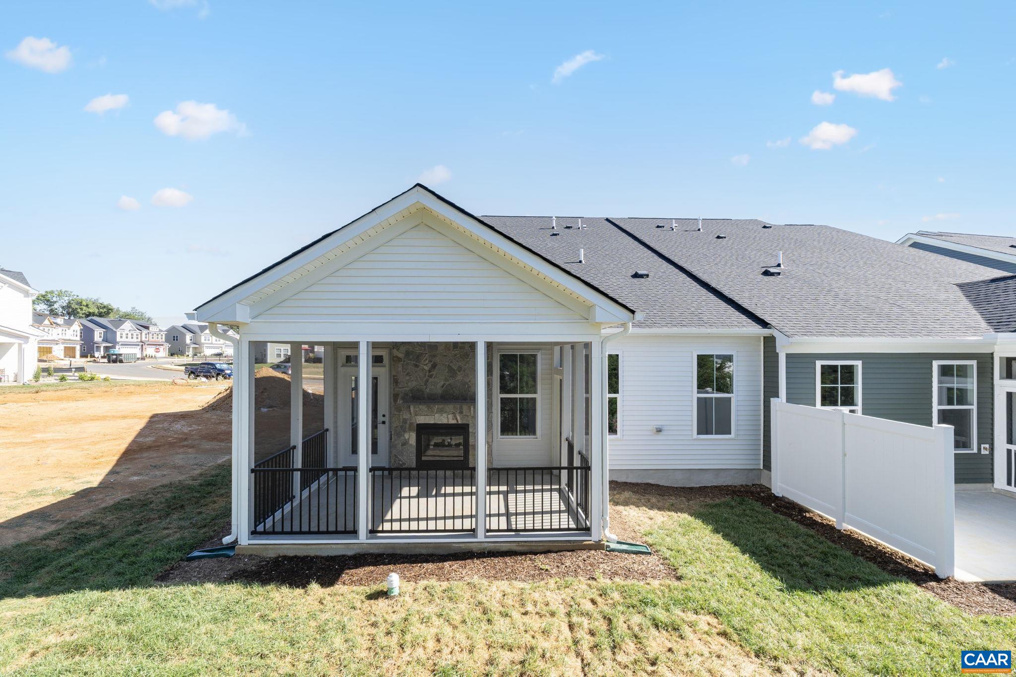 112 SUNBIRD LN