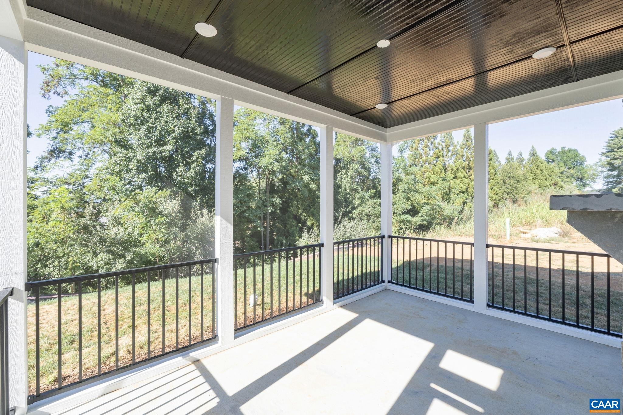112 SUNBIRD LN
