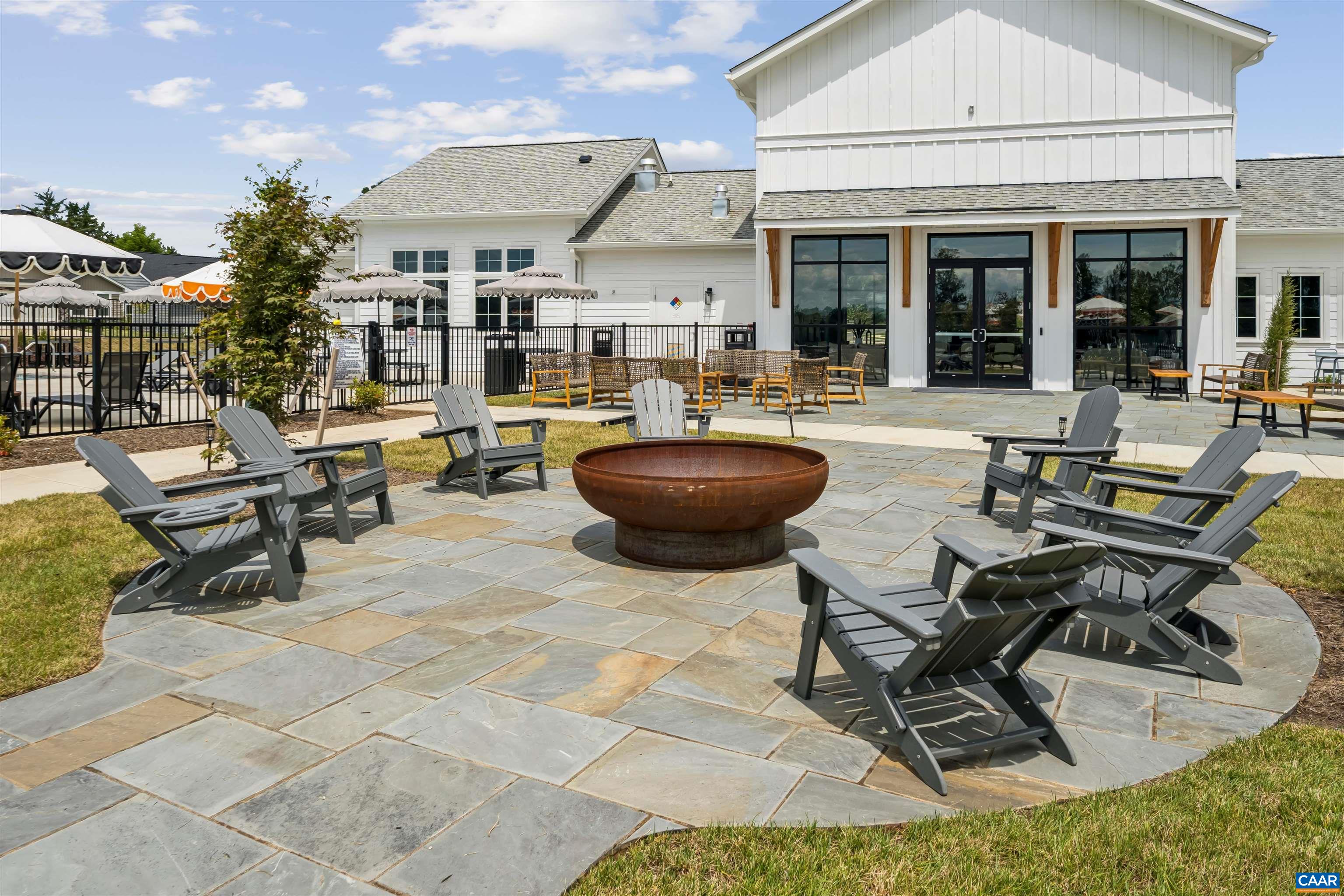 45 GRAYSON VILLAGE DR Unit: 177