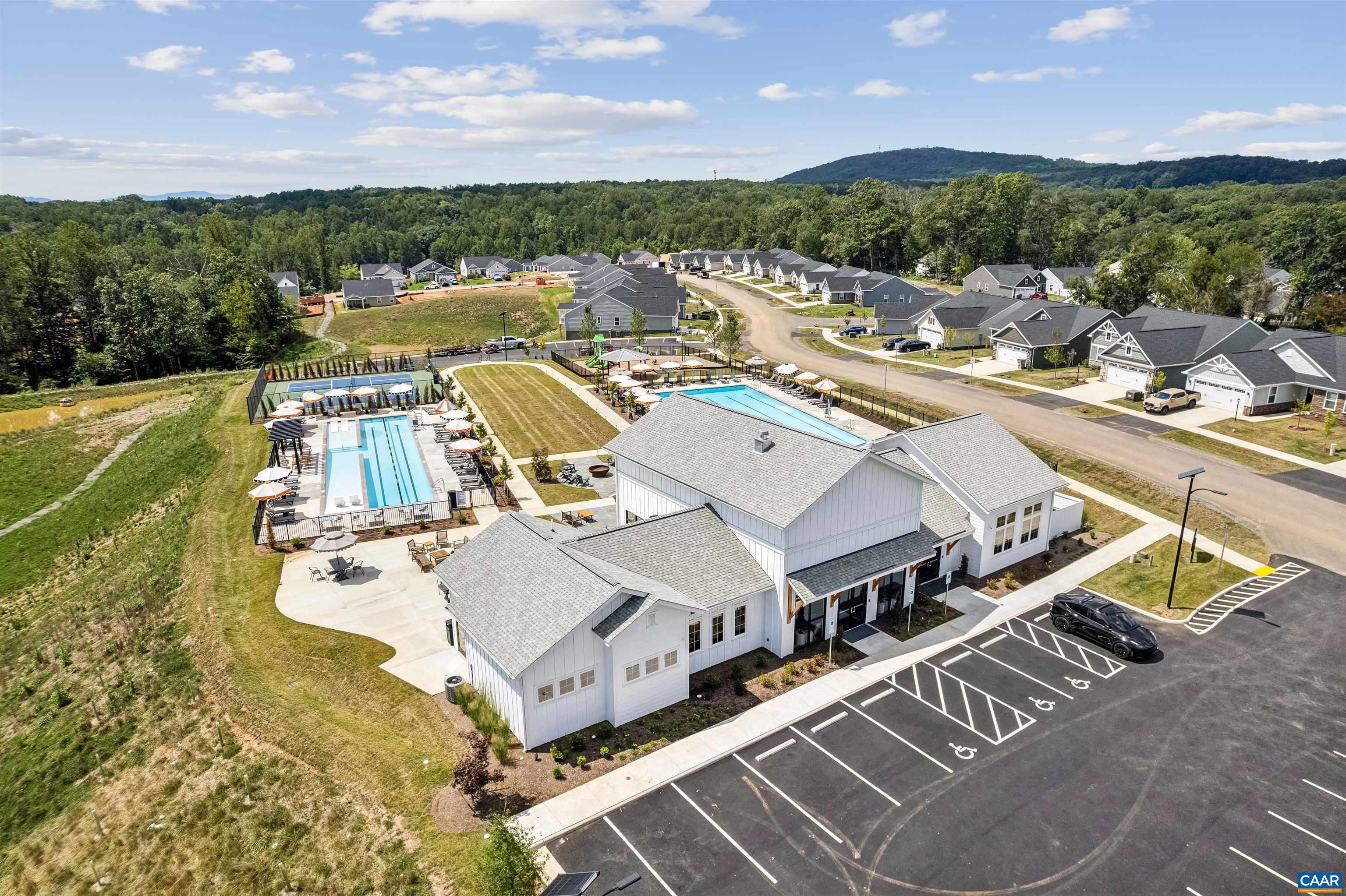 45 GRAYSON VILLAGE DR Unit: 177