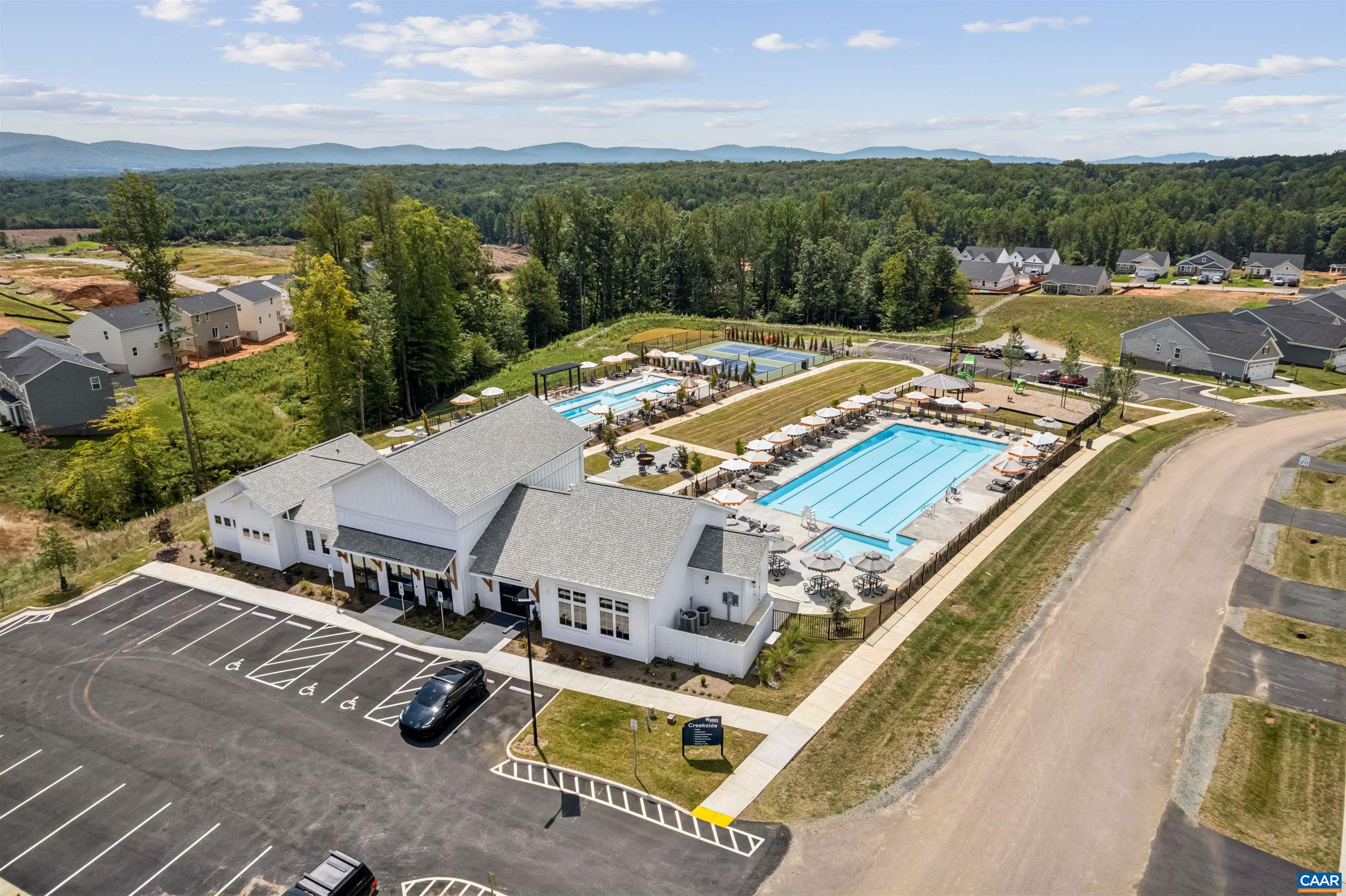 45 GRAYSON VILLAGE DR Unit: 177