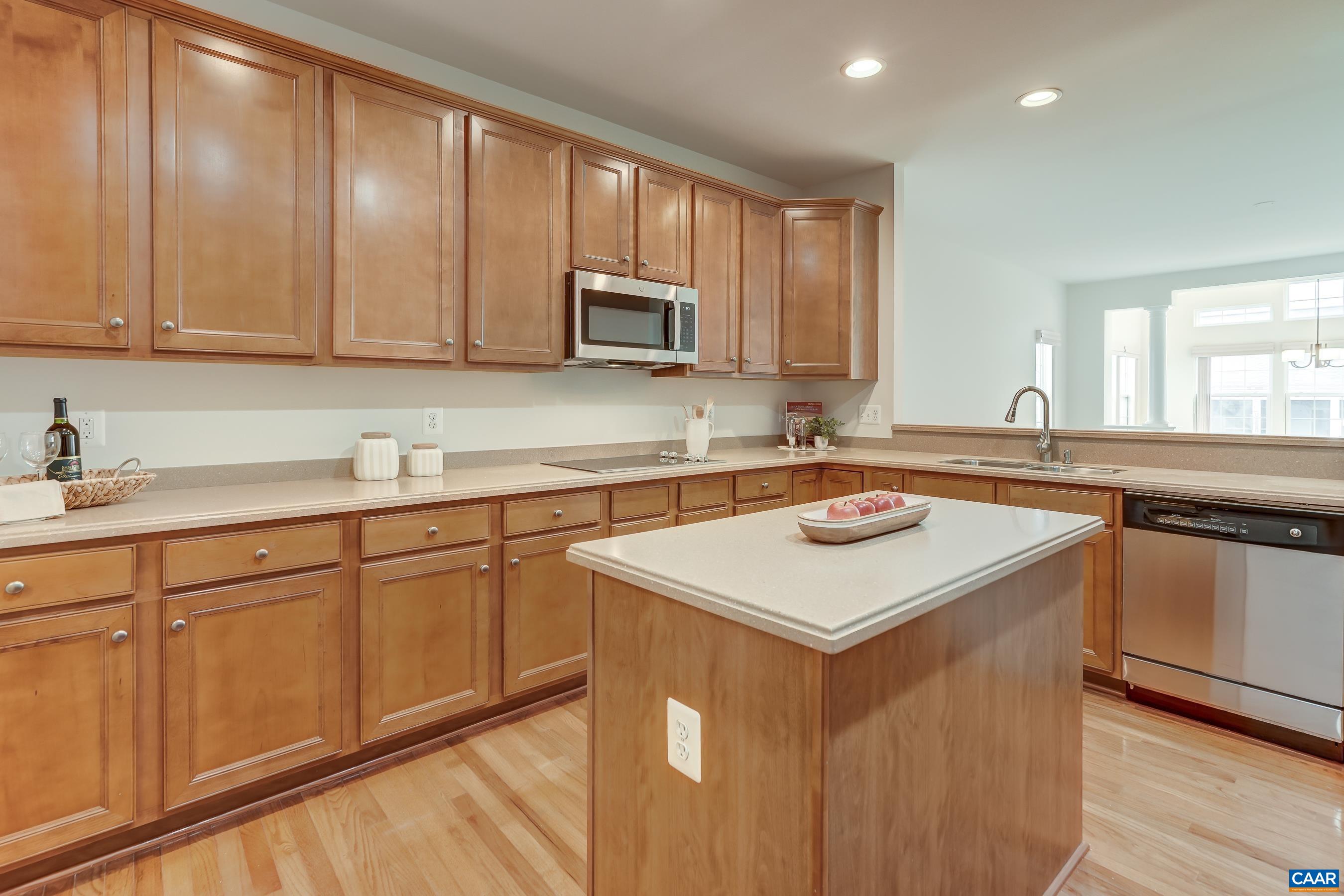 65 PRESTWOOD DR