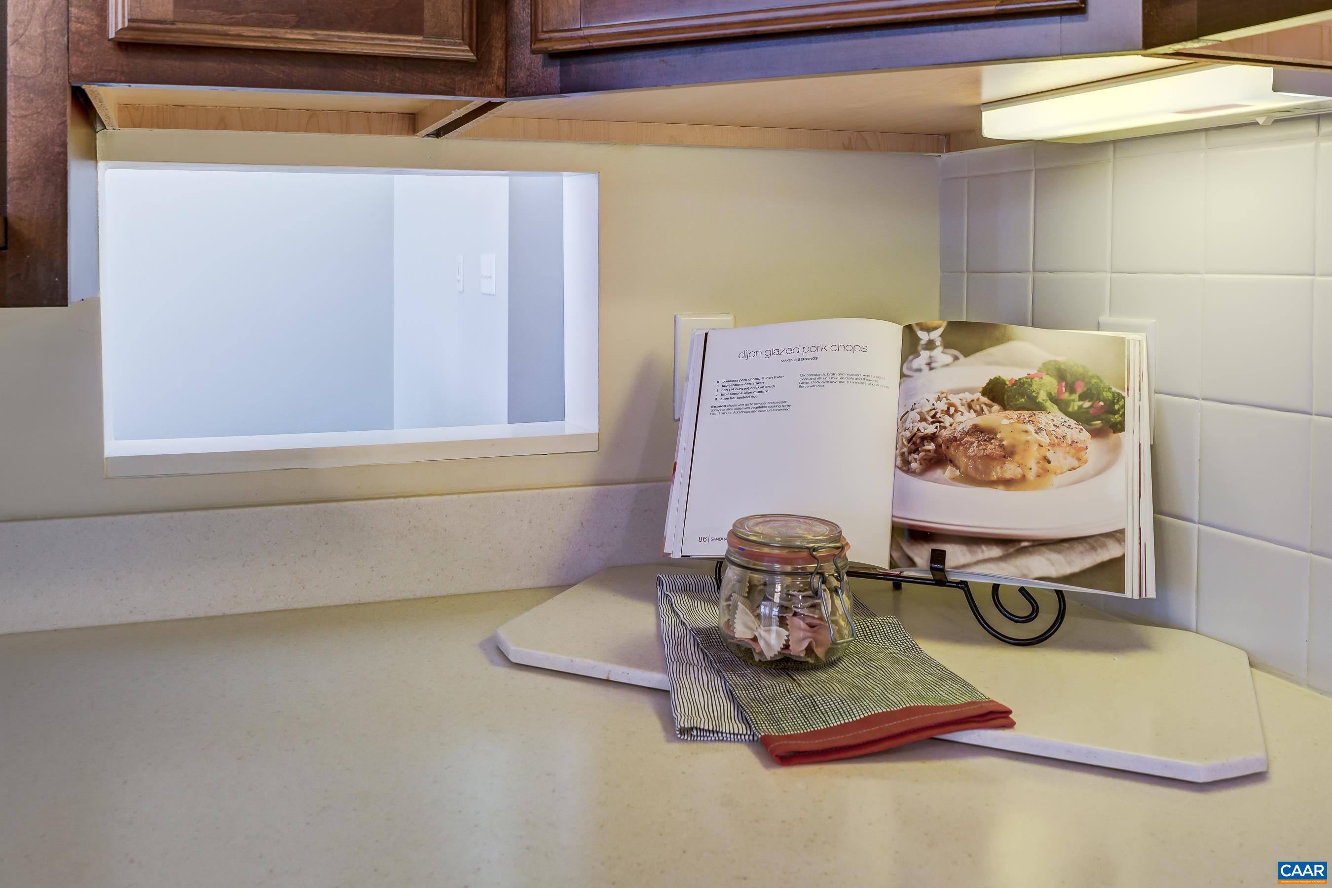 4634 MECHUMS RIVER RD