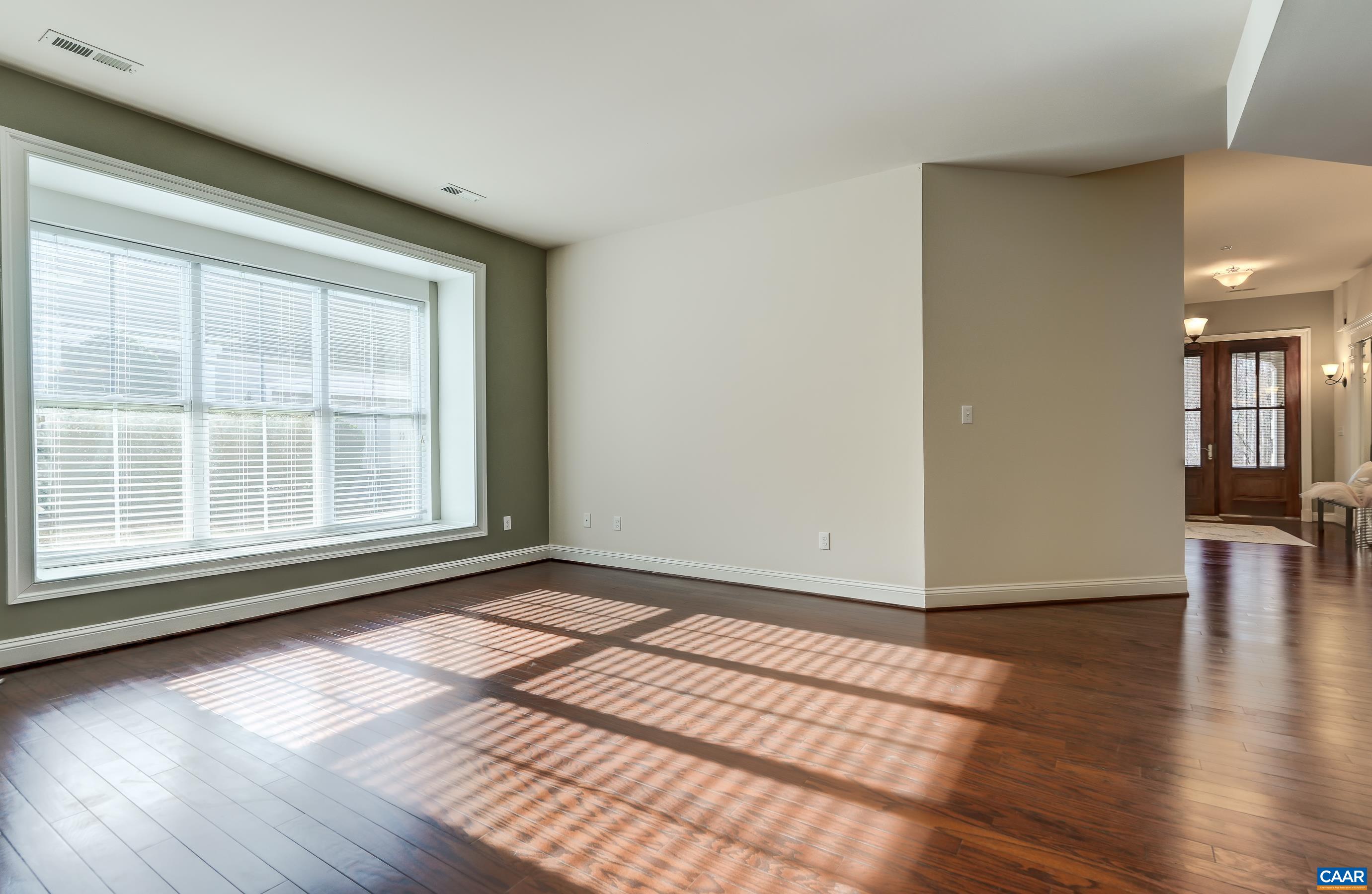 4634 MECHUMS RIVER RD