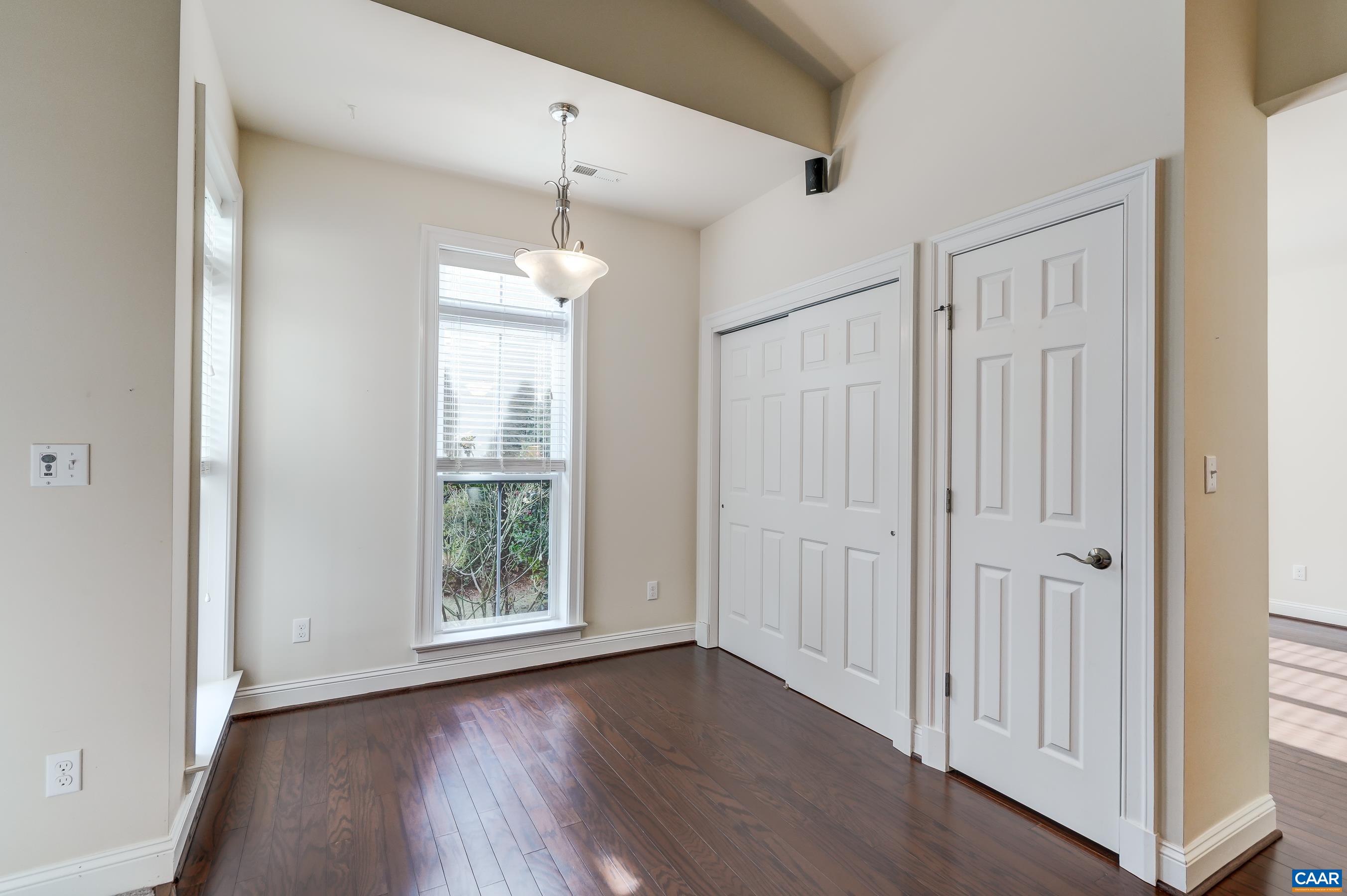 4634 MECHUMS RIVER RD