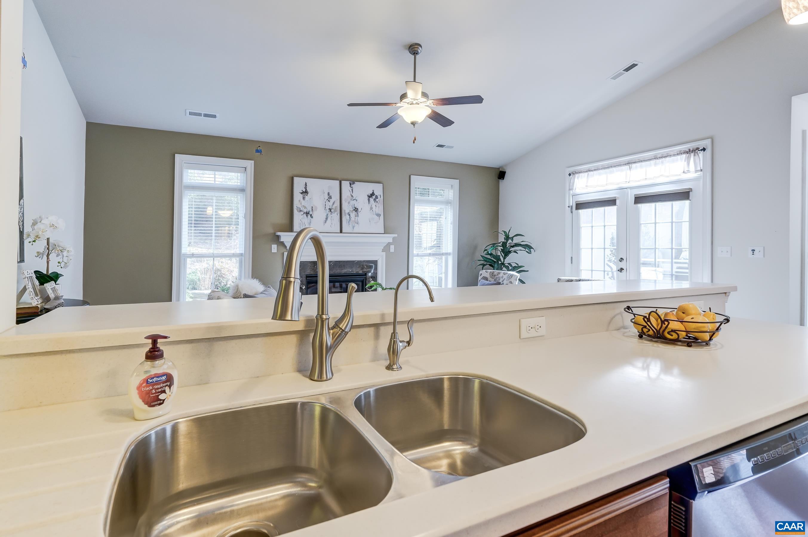 4634 MECHUMS RIVER RD