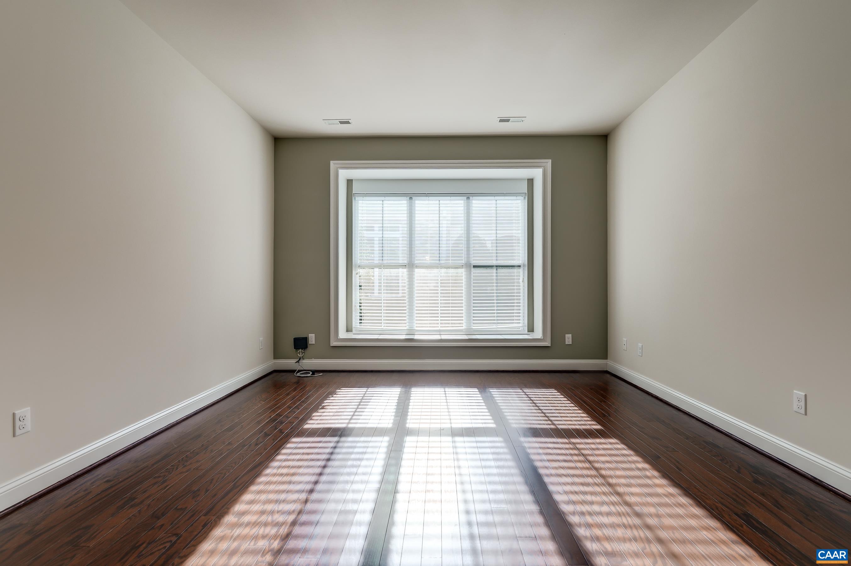 4634 MECHUMS RIVER RD