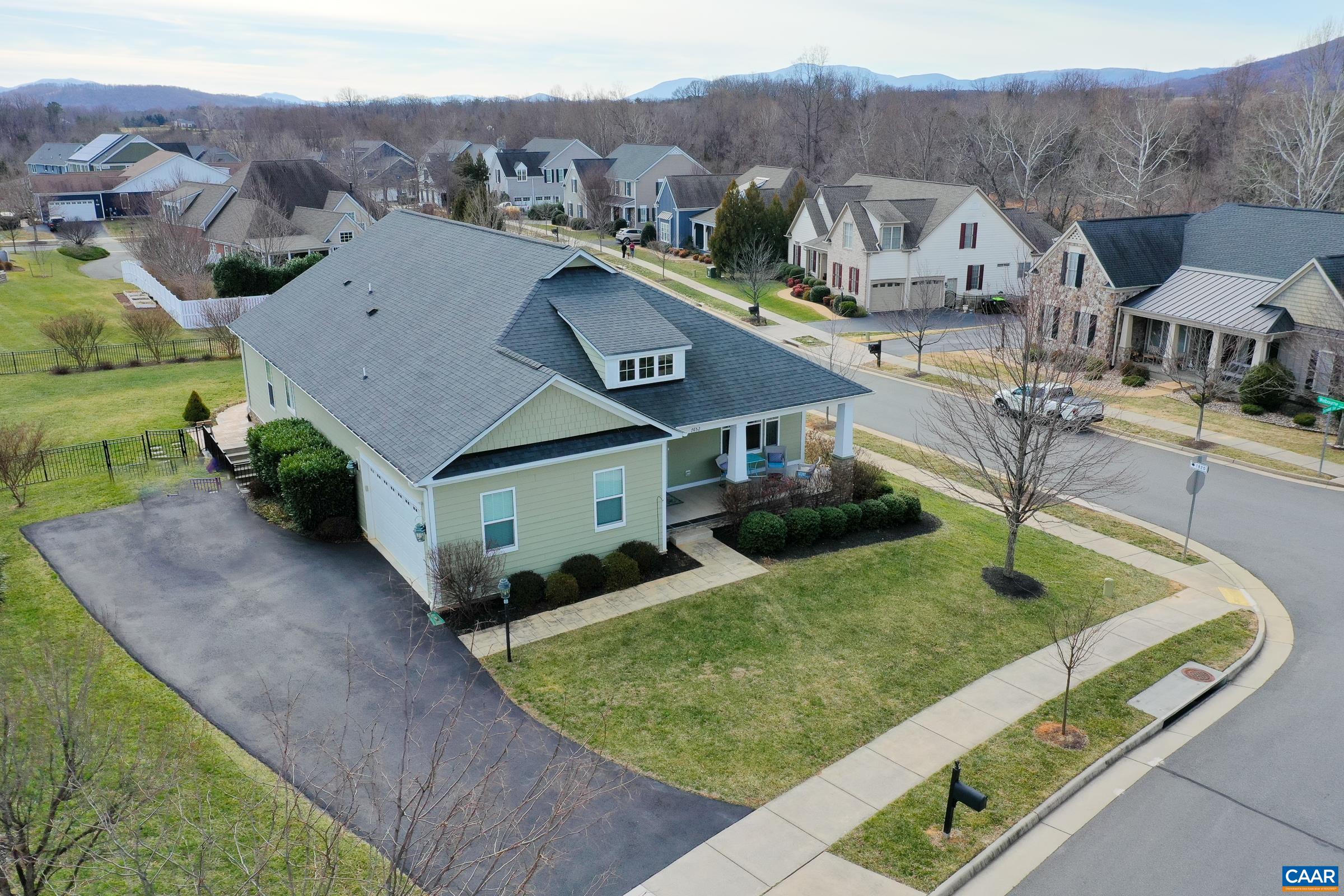 7652 BIRCHWOOD HILL RD