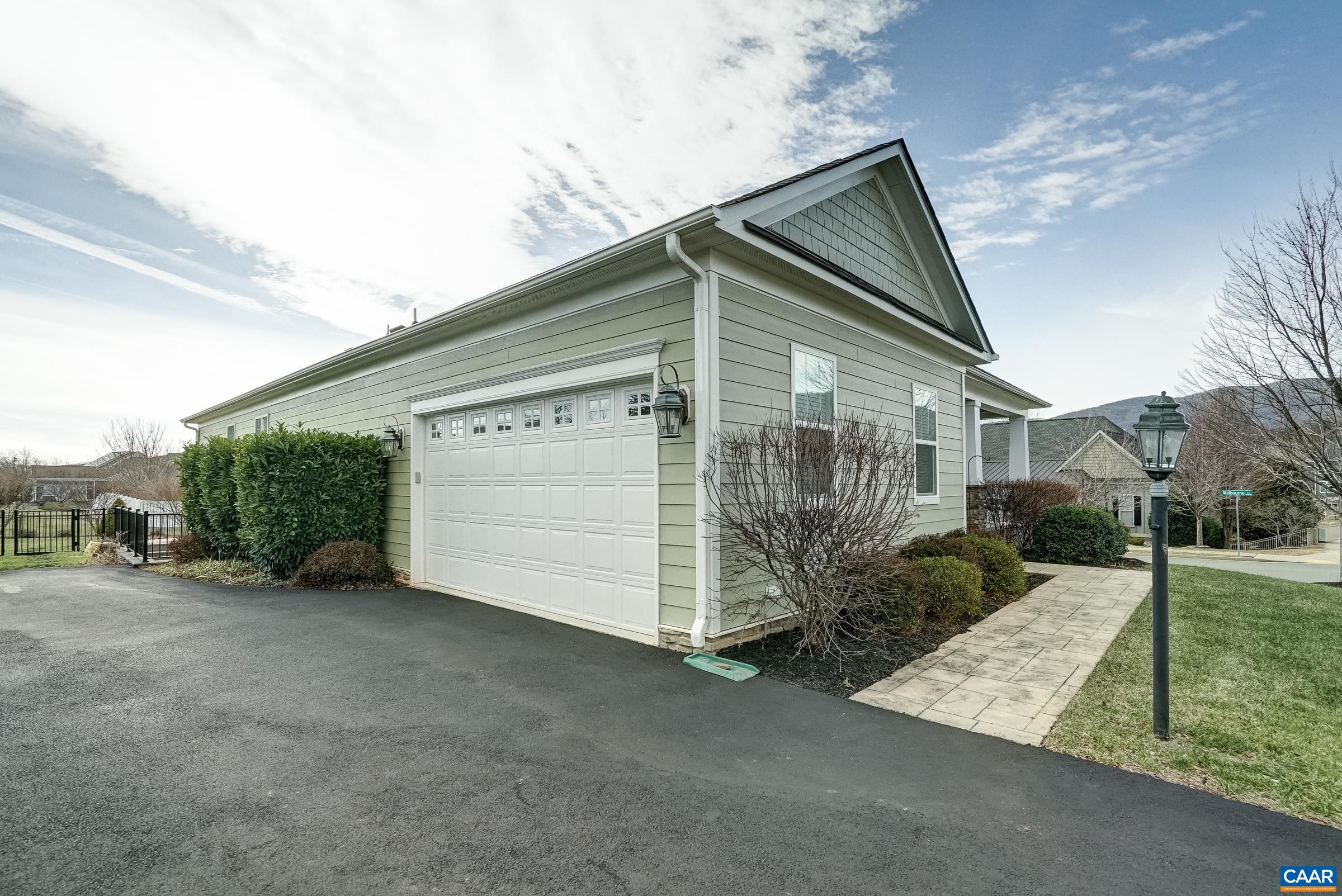 7652 BIRCHWOOD HILL RD