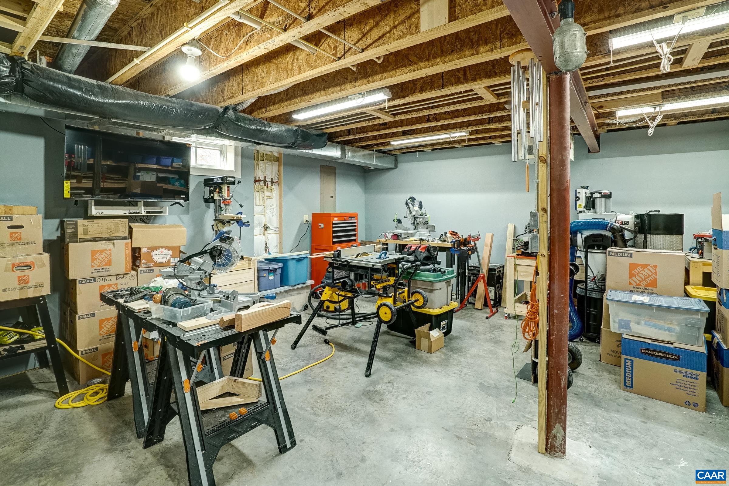 7652 BIRCHWOOD HILL RD