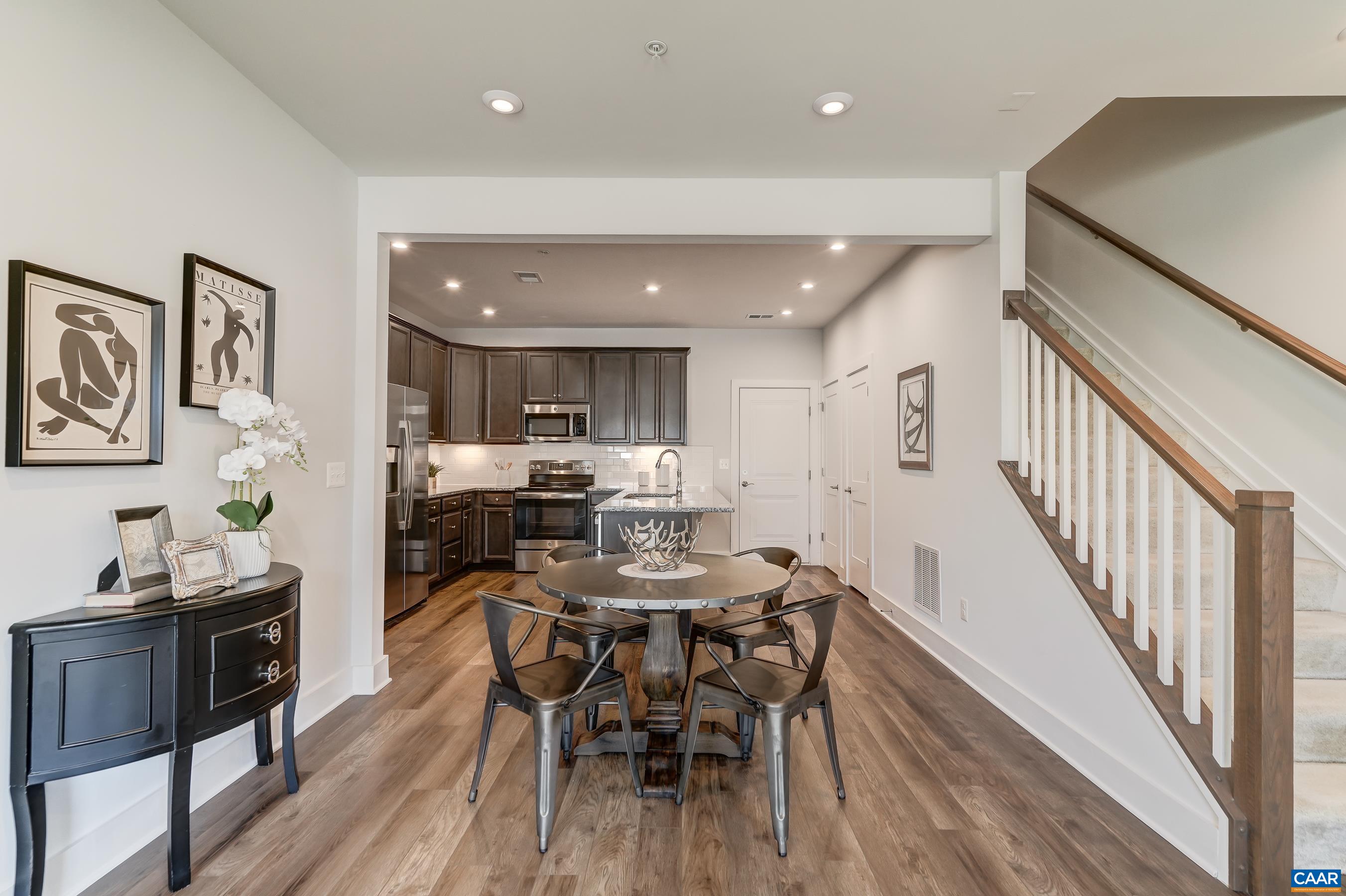 915 SALAMANDER ST Unit: A