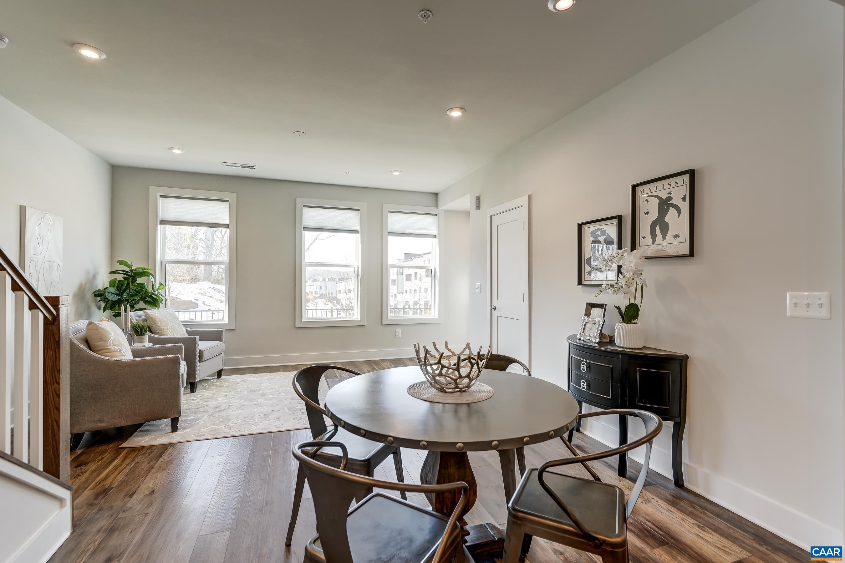 915 SALAMANDER ST Unit: A