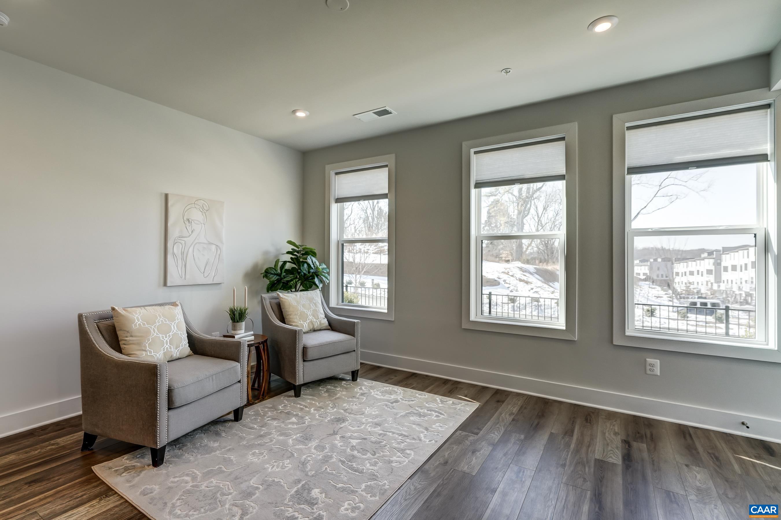 915 SALAMANDER ST Unit: A