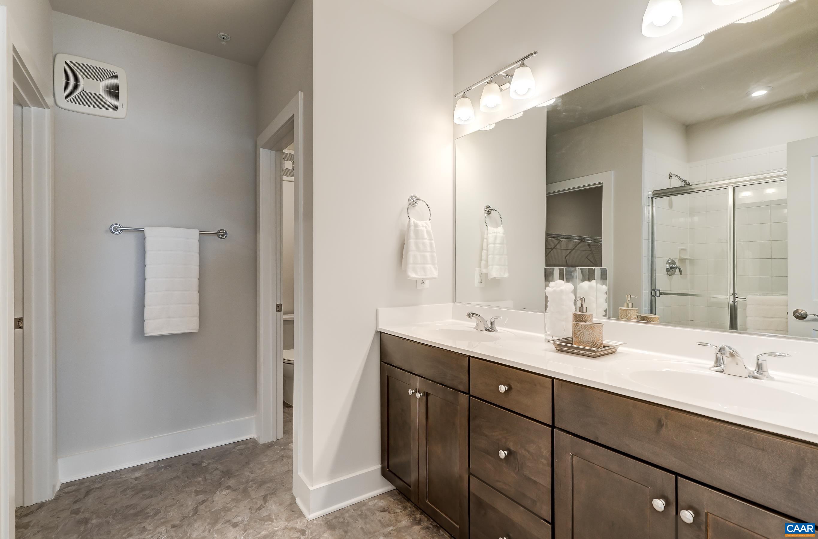 915 SALAMANDER ST Unit: A