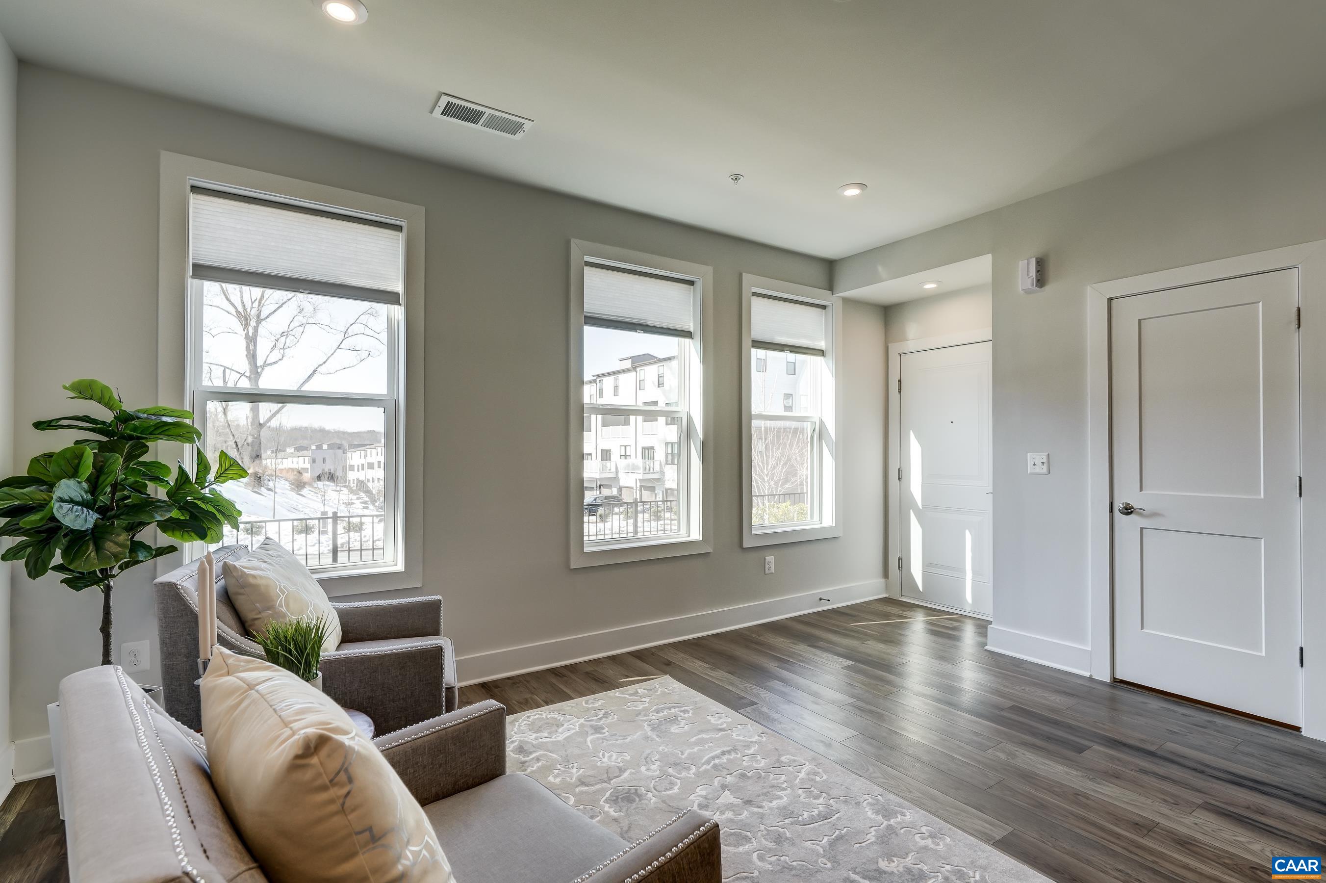 915 SALAMANDER ST Unit: A