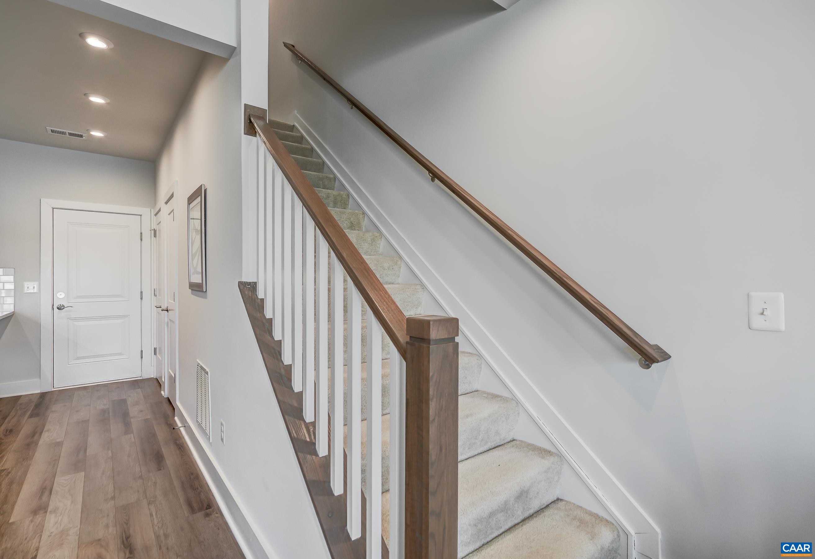 915 SALAMANDER ST Unit: A