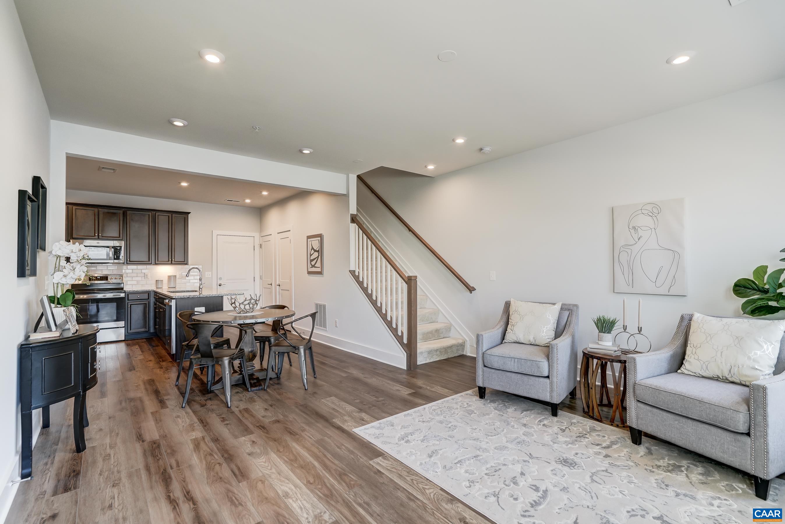 915 SALAMANDER ST Unit: A