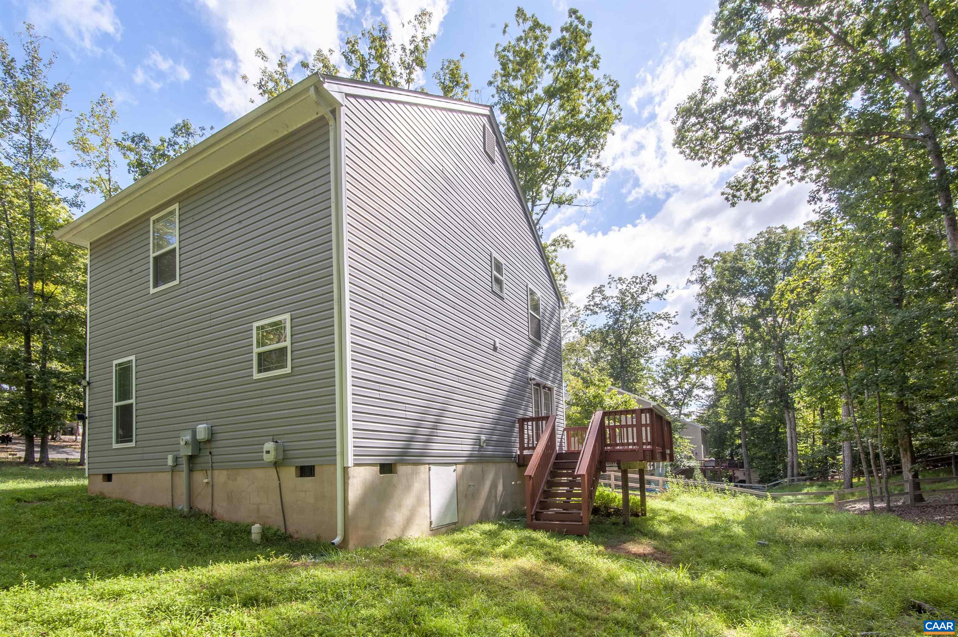 13 ZEPHYR RD