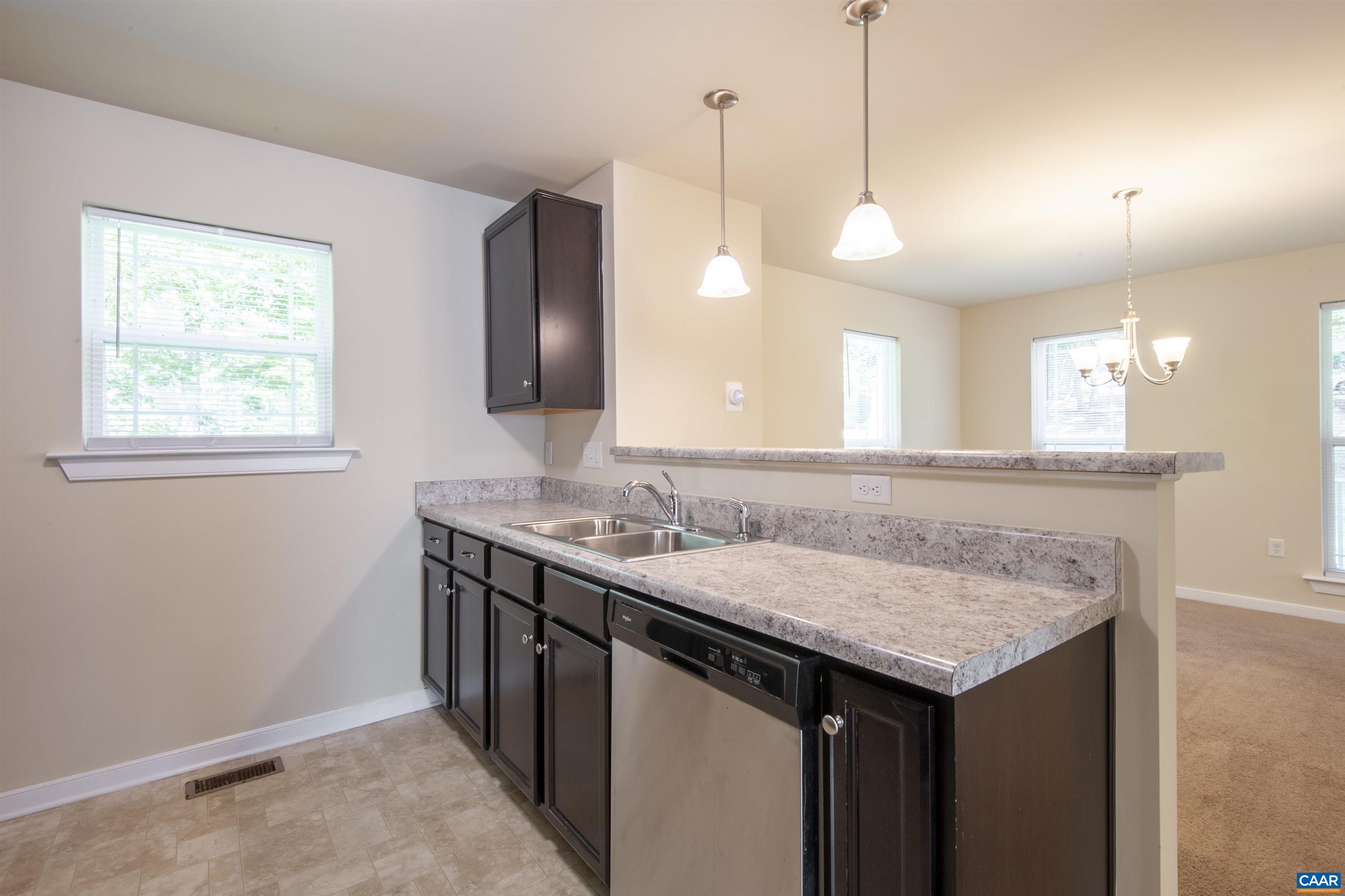 13 ZEPHYR RD