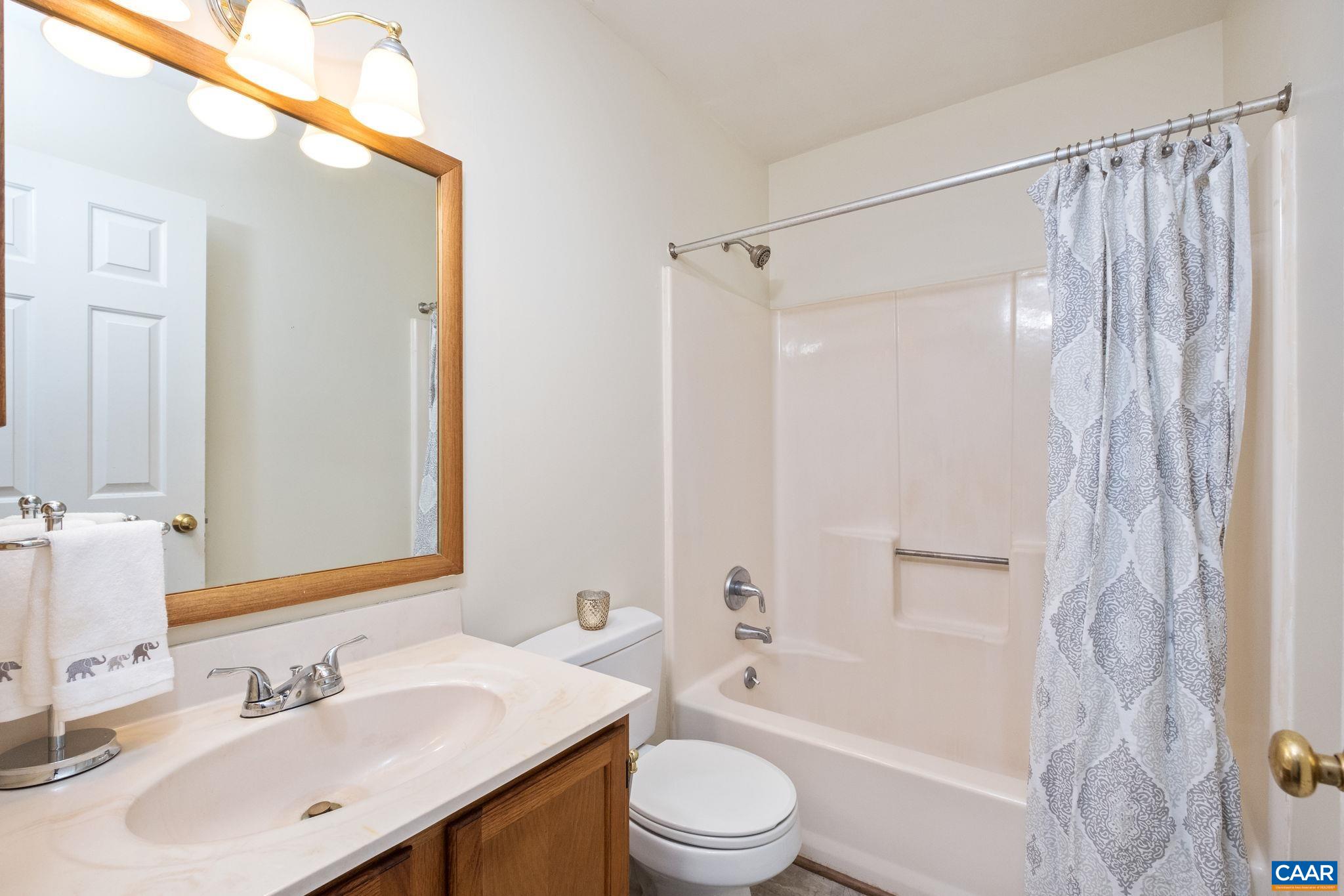 320 WESTFIELD RD