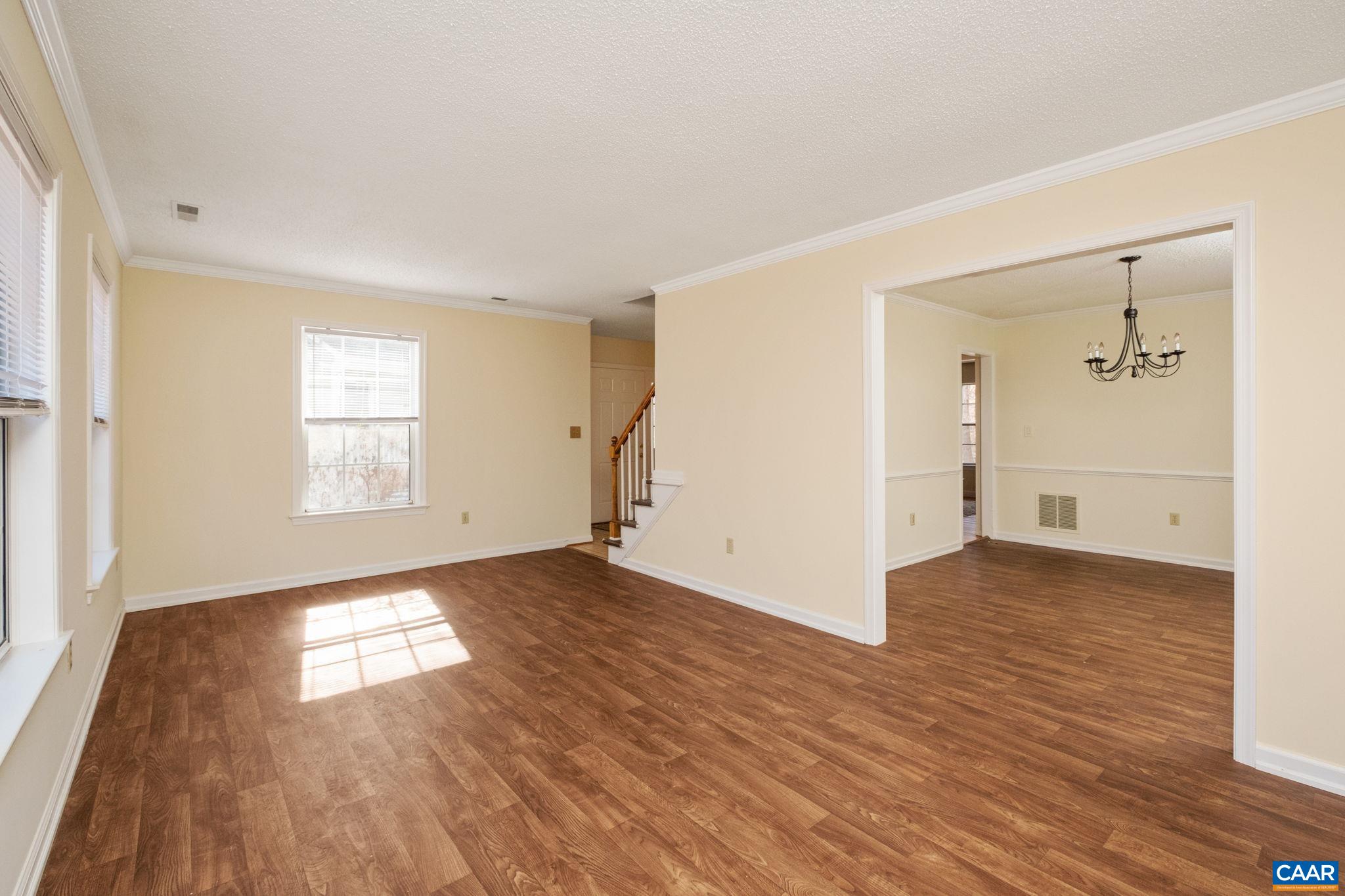 320 WESTFIELD RD