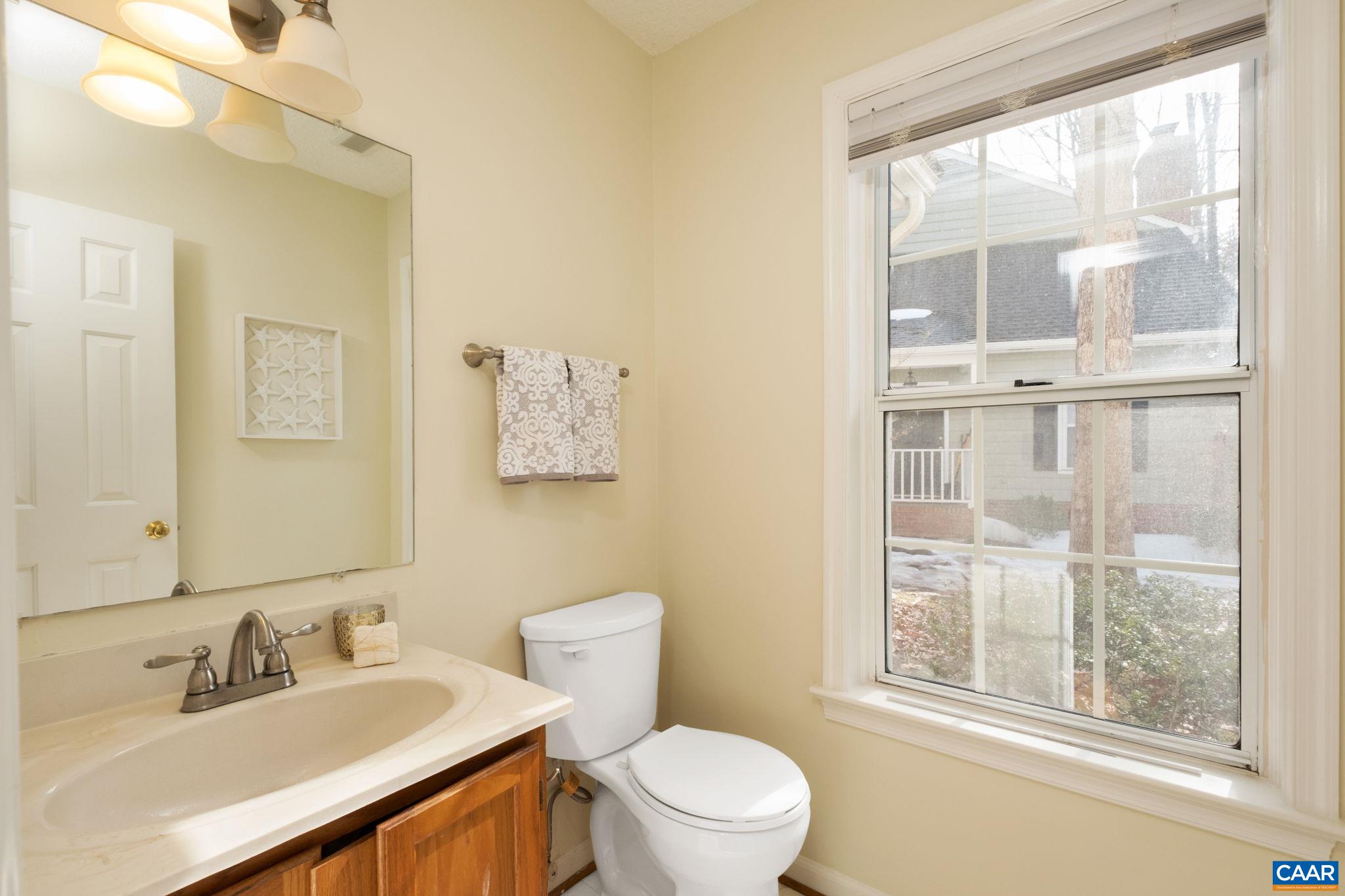 320 WESTFIELD RD
