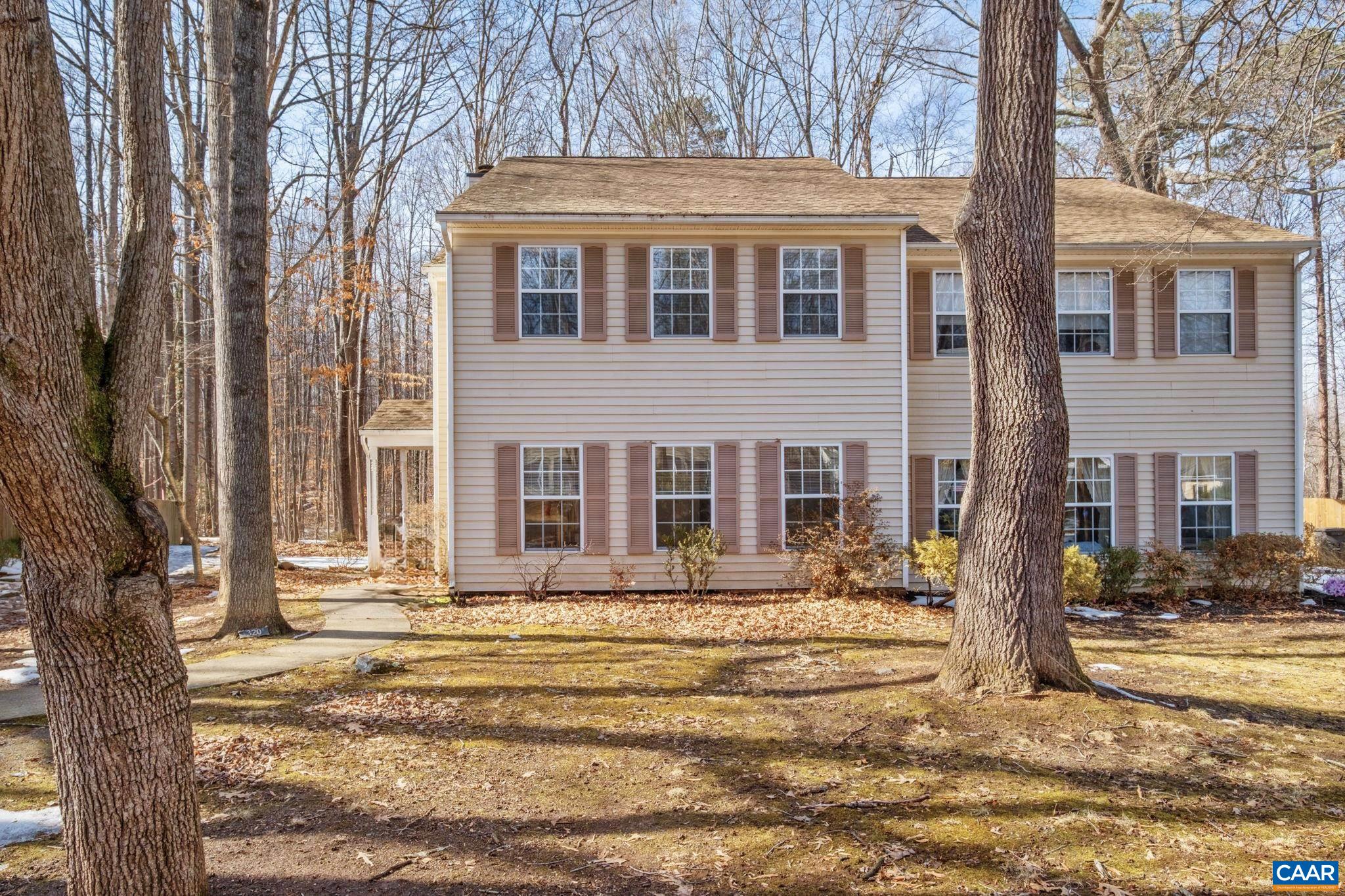 320 WESTFIELD RD
