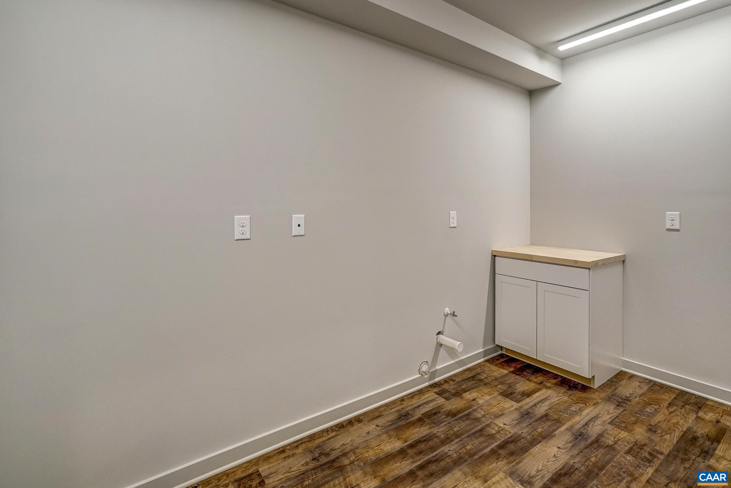 Lot 142 LOCHLYN HILL DR