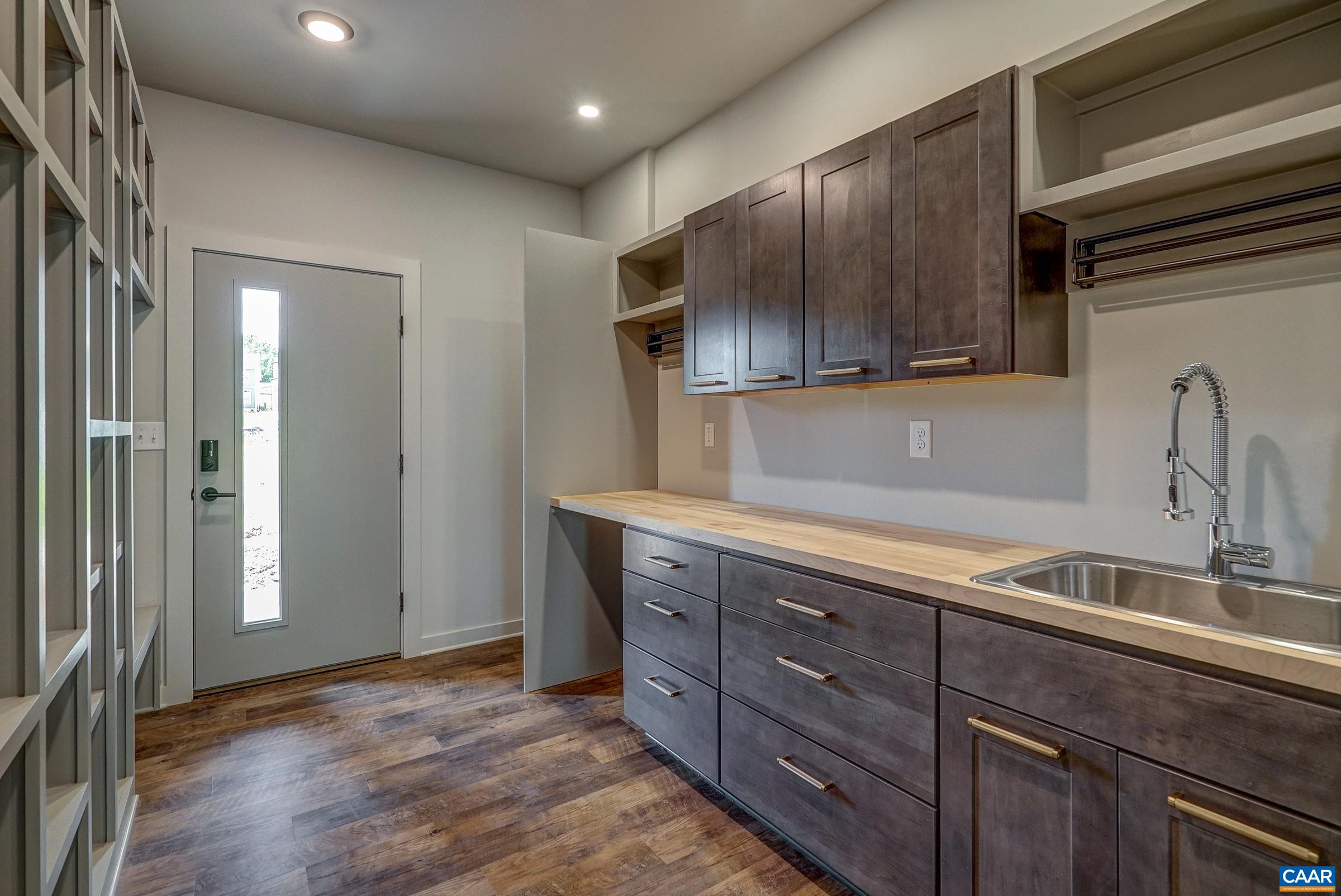 Lot 142 LOCHLYN HILL DR