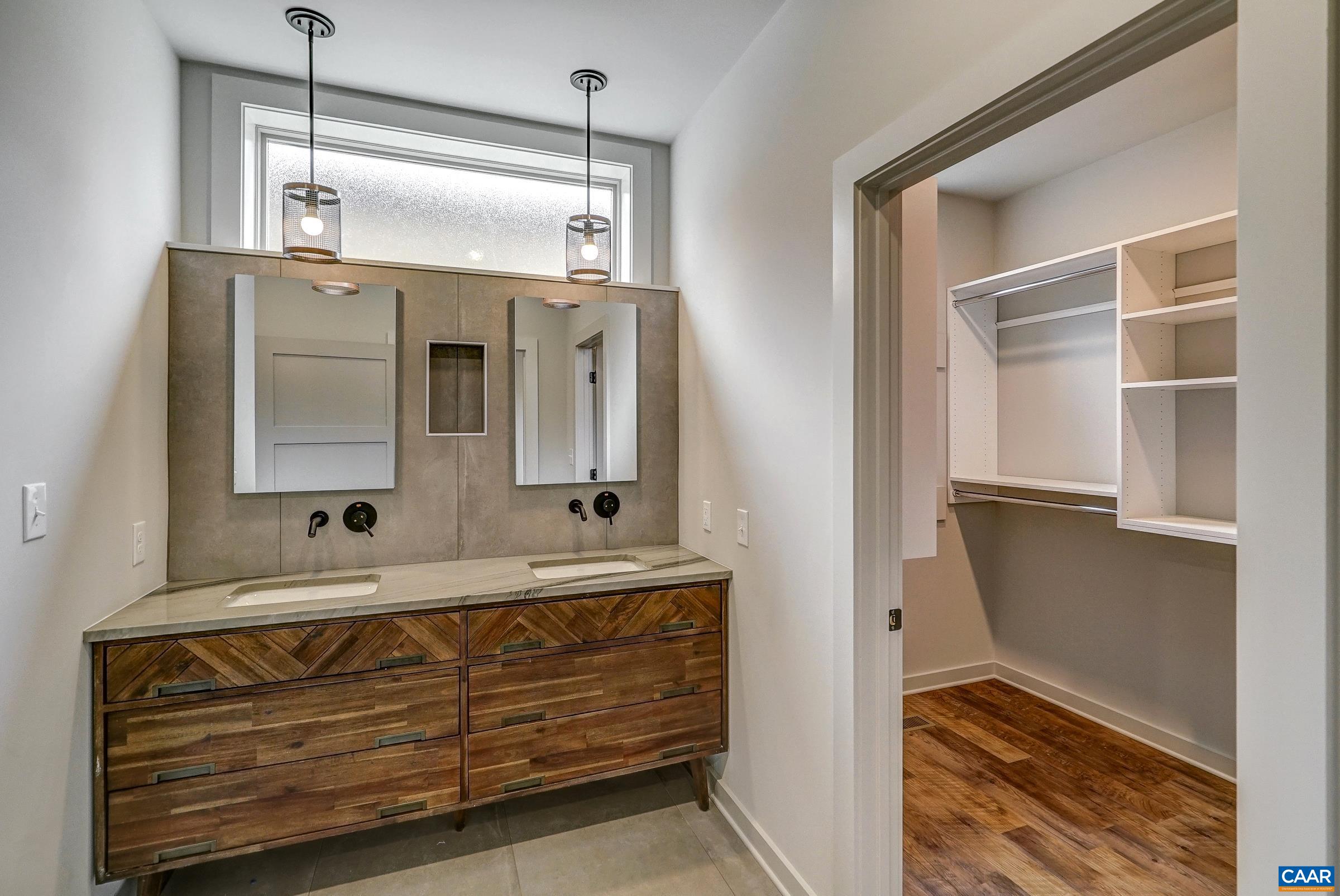 Lot 142 LOCHLYN HILL DR